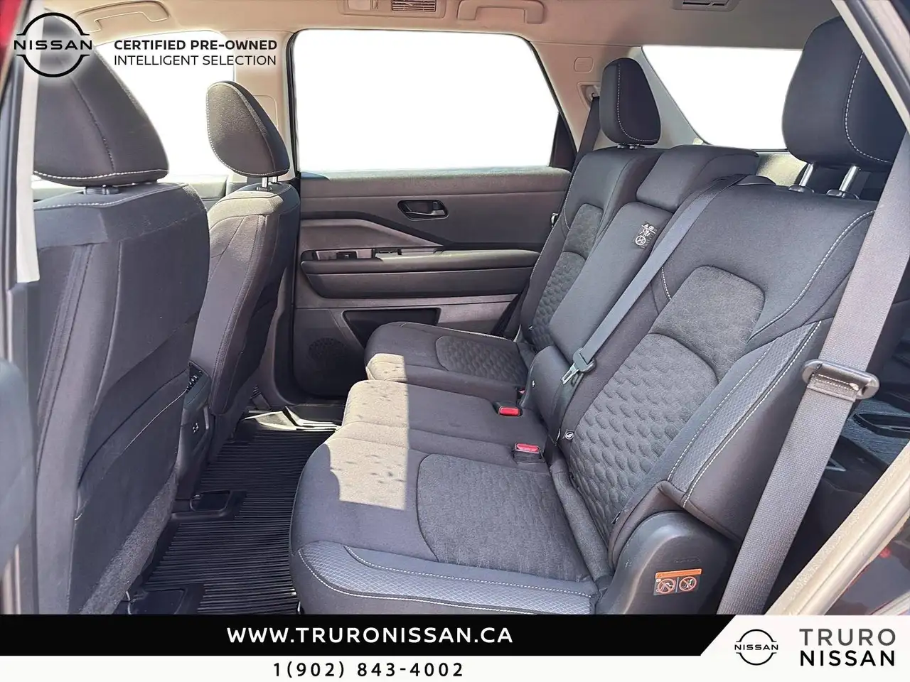 Nissan Pathfinder снимка Nissan Pathfinder