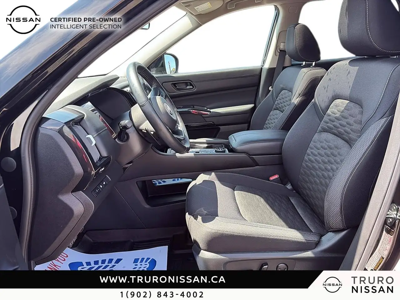Nissan Pathfinder снимка Nissan Pathfinder