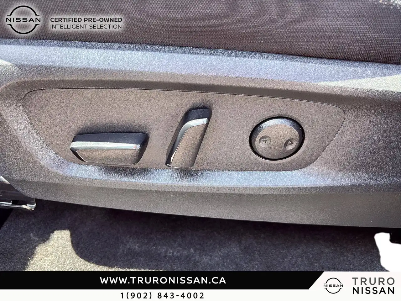 Nissan Pathfinder снимка Nissan Pathfinder