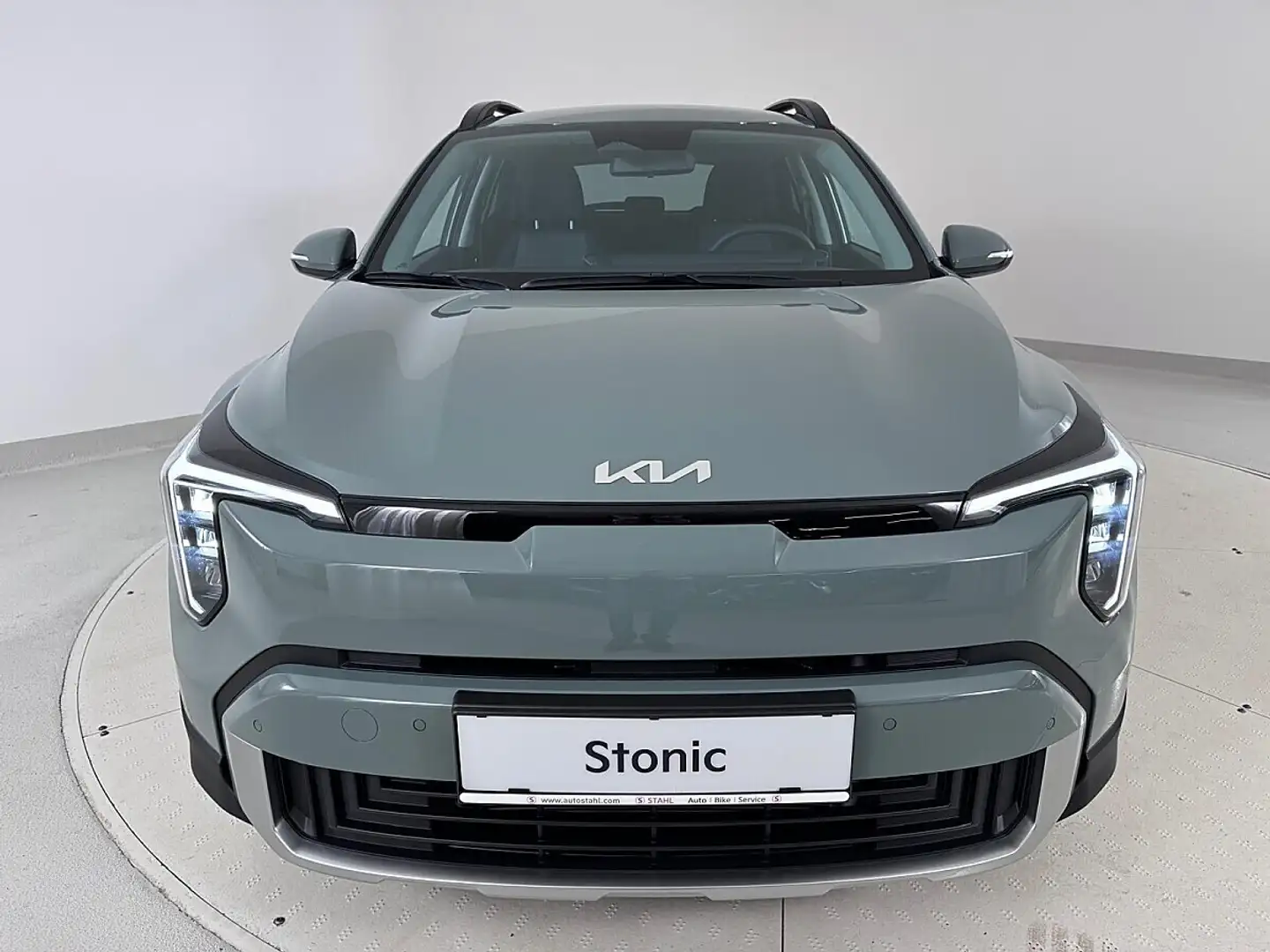 Kia Stonic 1,0 TGDI GPF 48V MHEV Silber/DCT7/115/MY27|Stah... Grün - 2