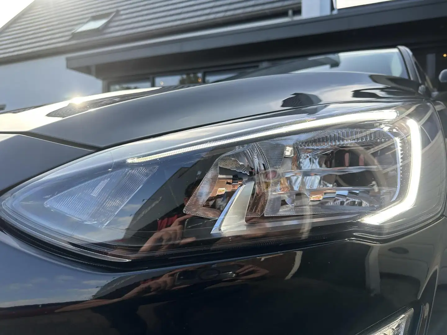 Ford Focus 1.0 EcoBoost Trend Edition Business *ALL-IN PRIJS* Zwart - 2