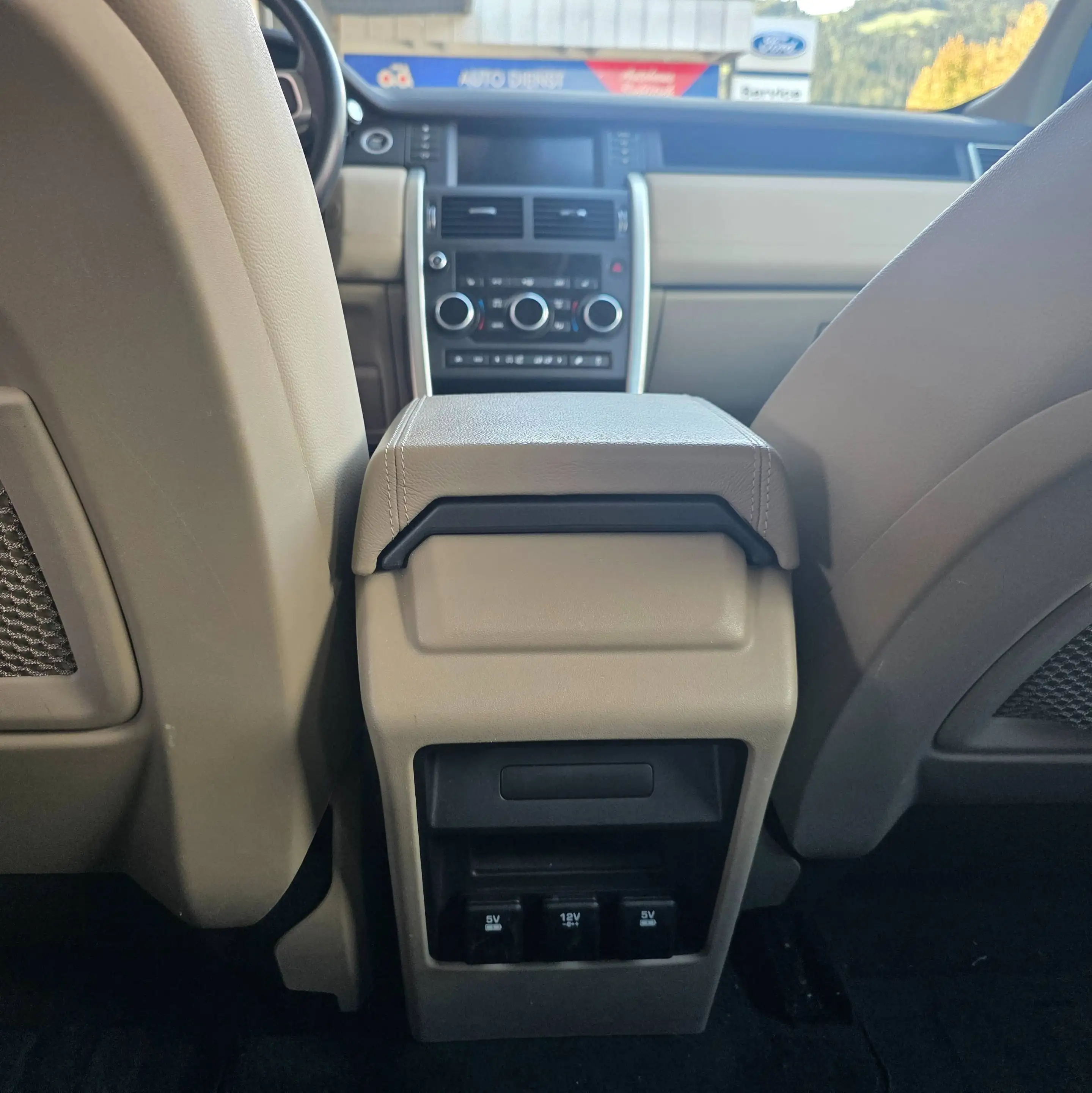 Land Rover Discovery Sport HSE — photo 9
