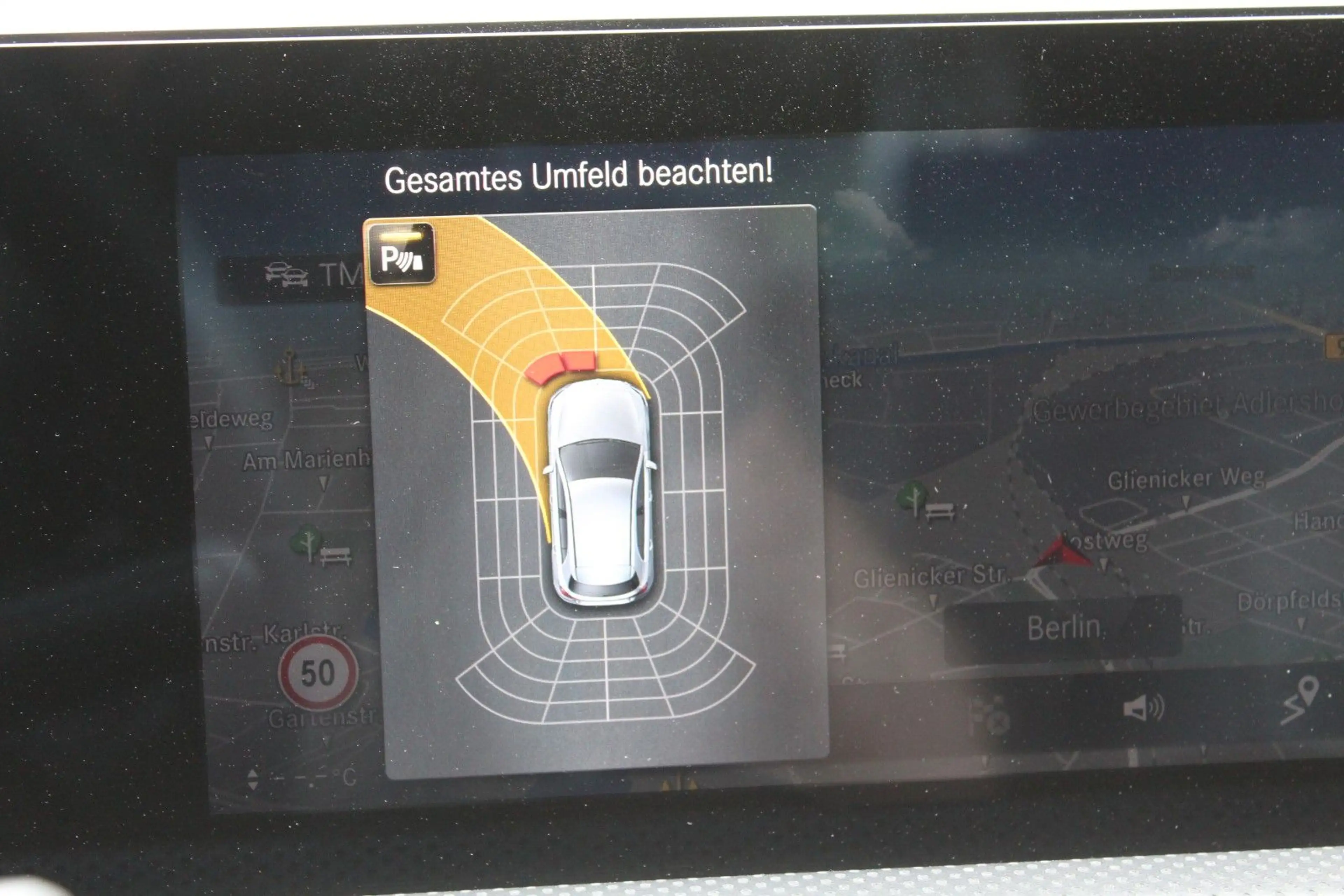 Mercedes-Benz A 180 d 9-G LEDER NAVI LED STANDHEIZUNG MBUX — photo 27