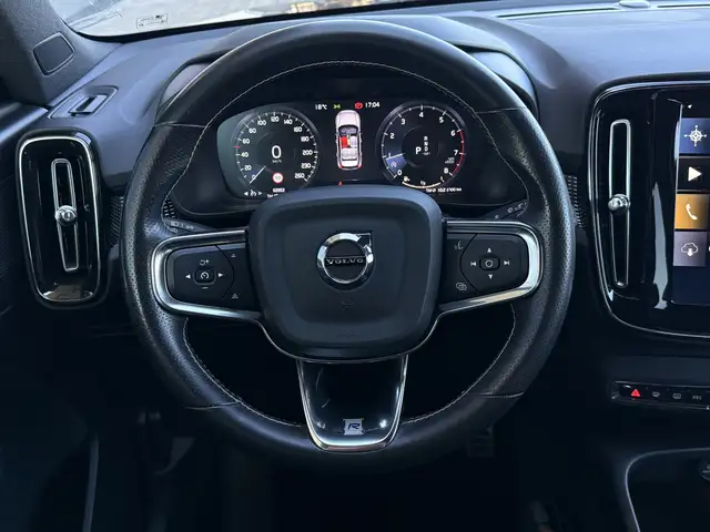 Volvo XC40 view 20