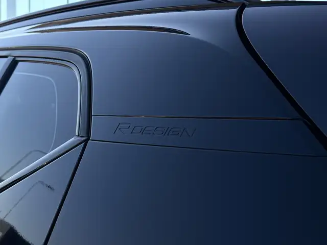 Volvo XC40 view 13