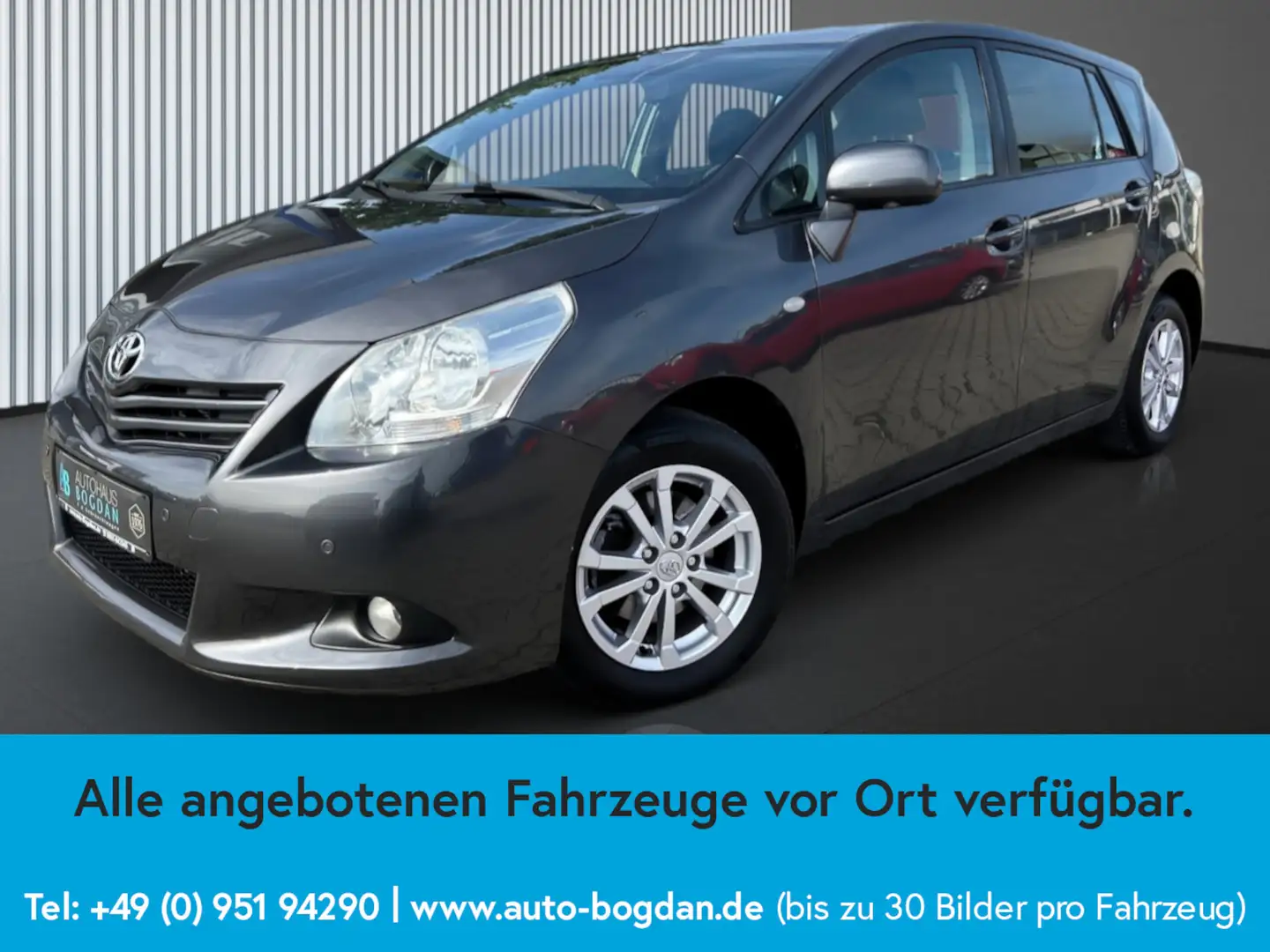Toyota Verso Edition 7 Sitzer Pano*Tempomat*PDC Gris - 2