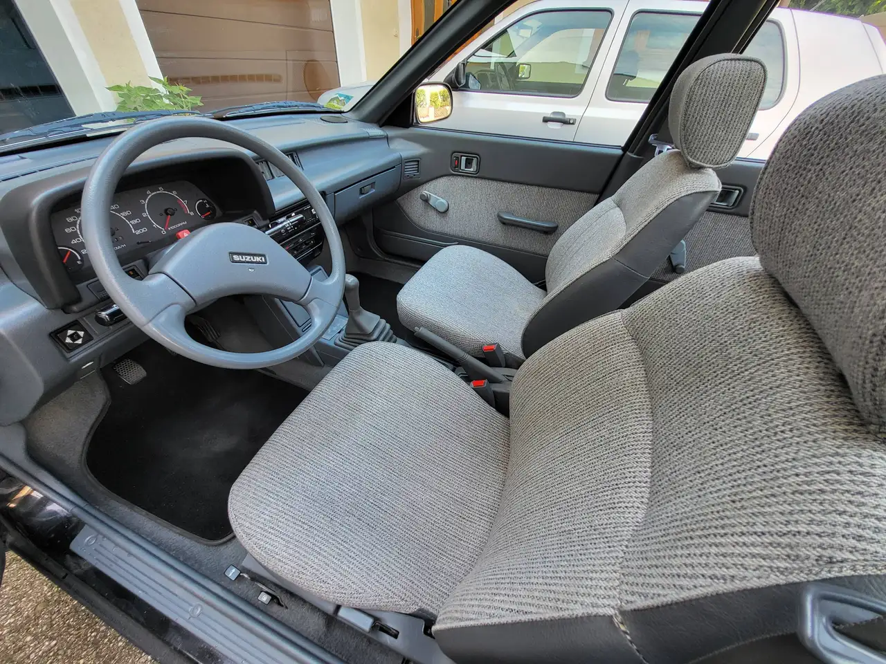Suzuki Swift 1,3 GL, foto 9