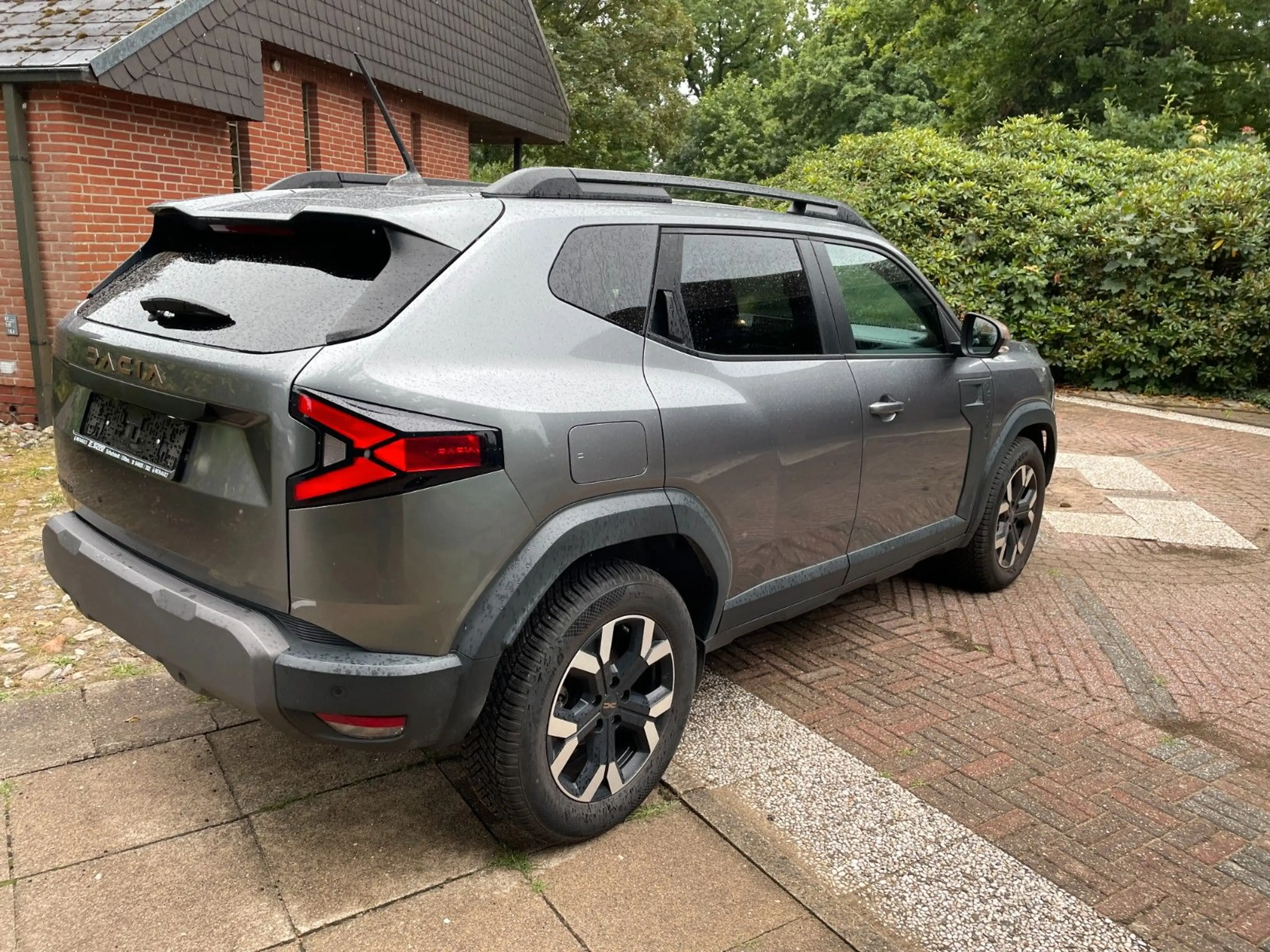 Dacia Duster III ECO-G 100 Extreme — photo 11