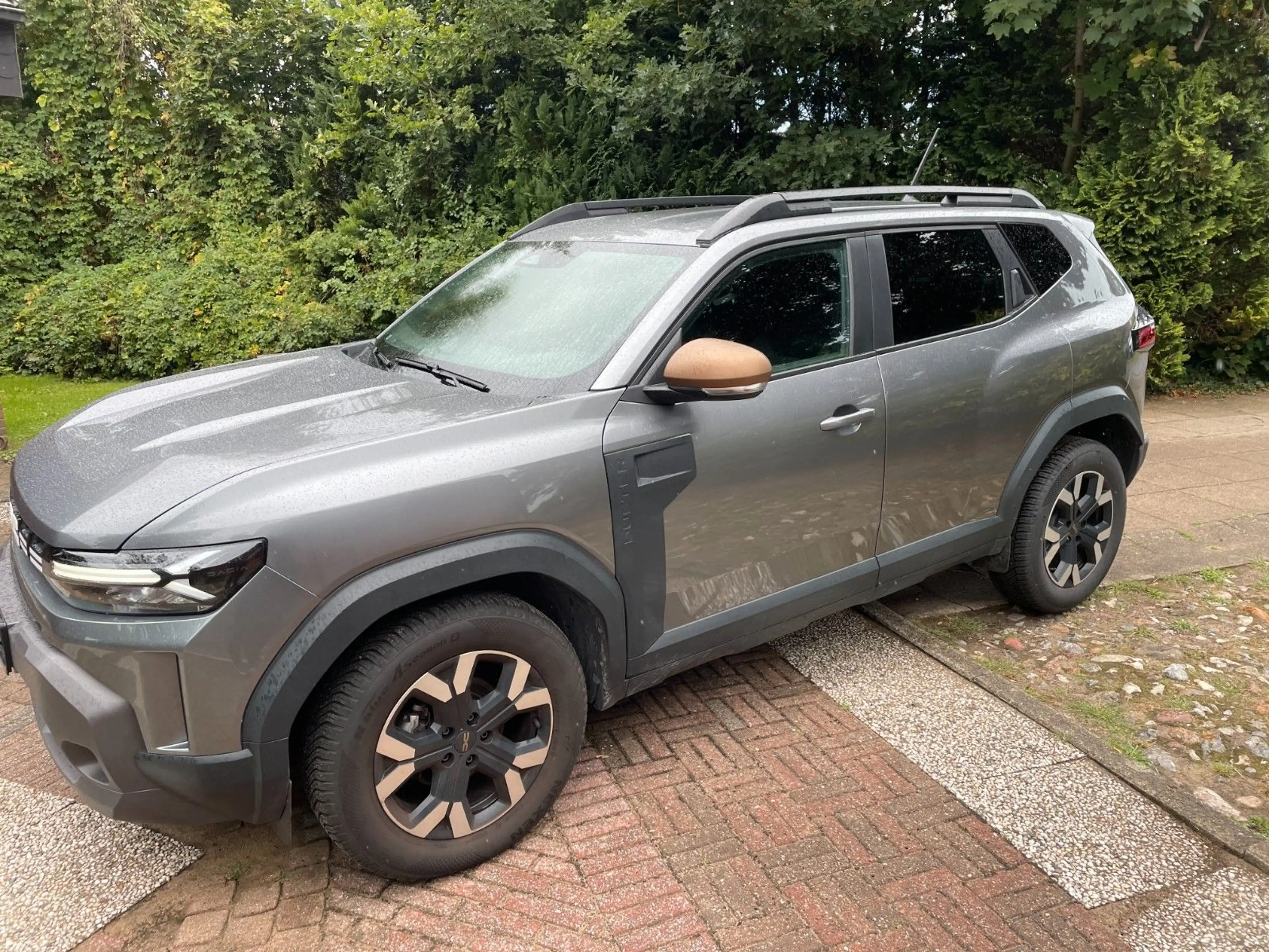 Dacia Duster III ECO-G 100 Extreme — photo 2