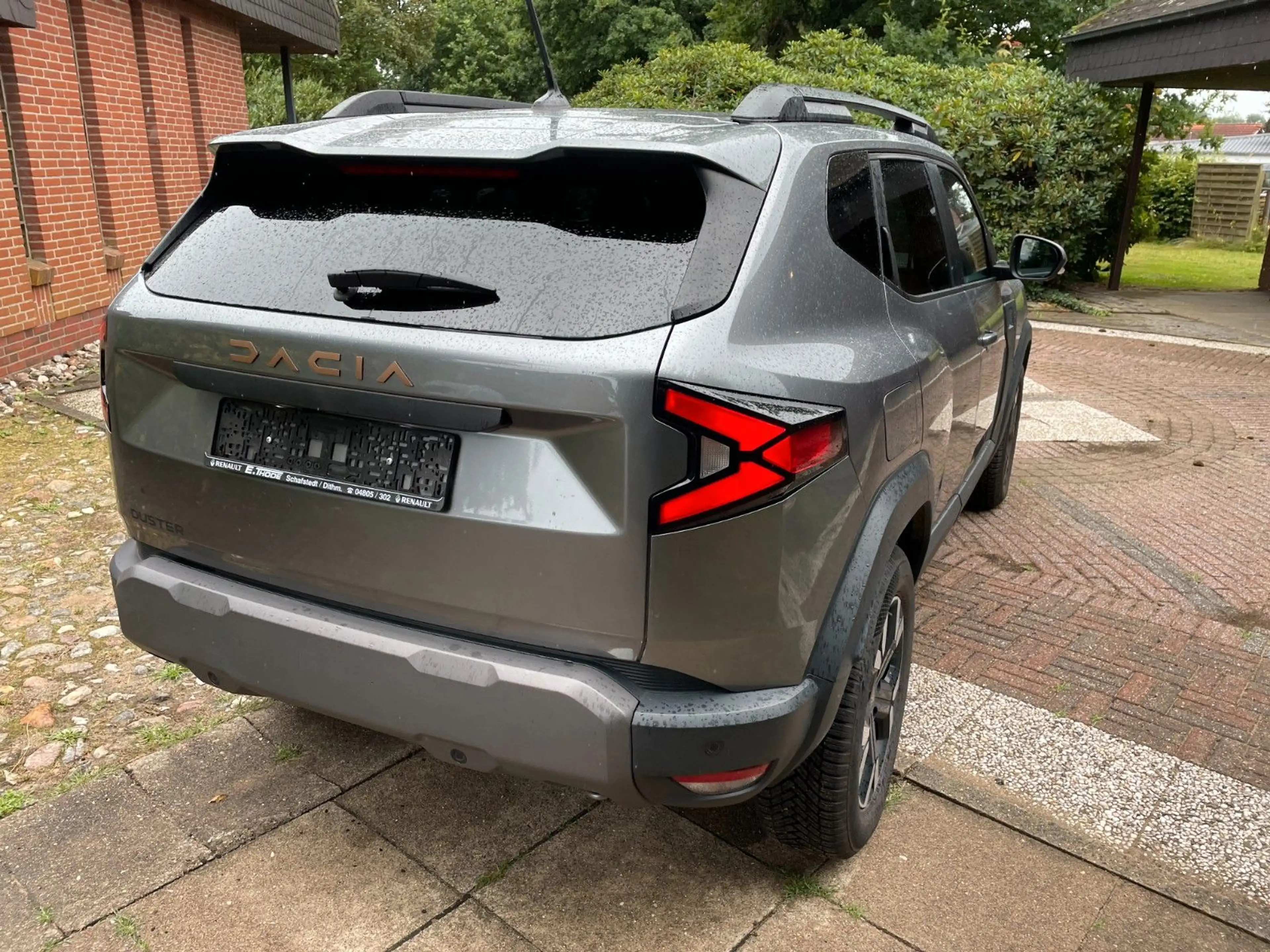 Dacia Duster III ECO-G 100 Extreme — photo 10