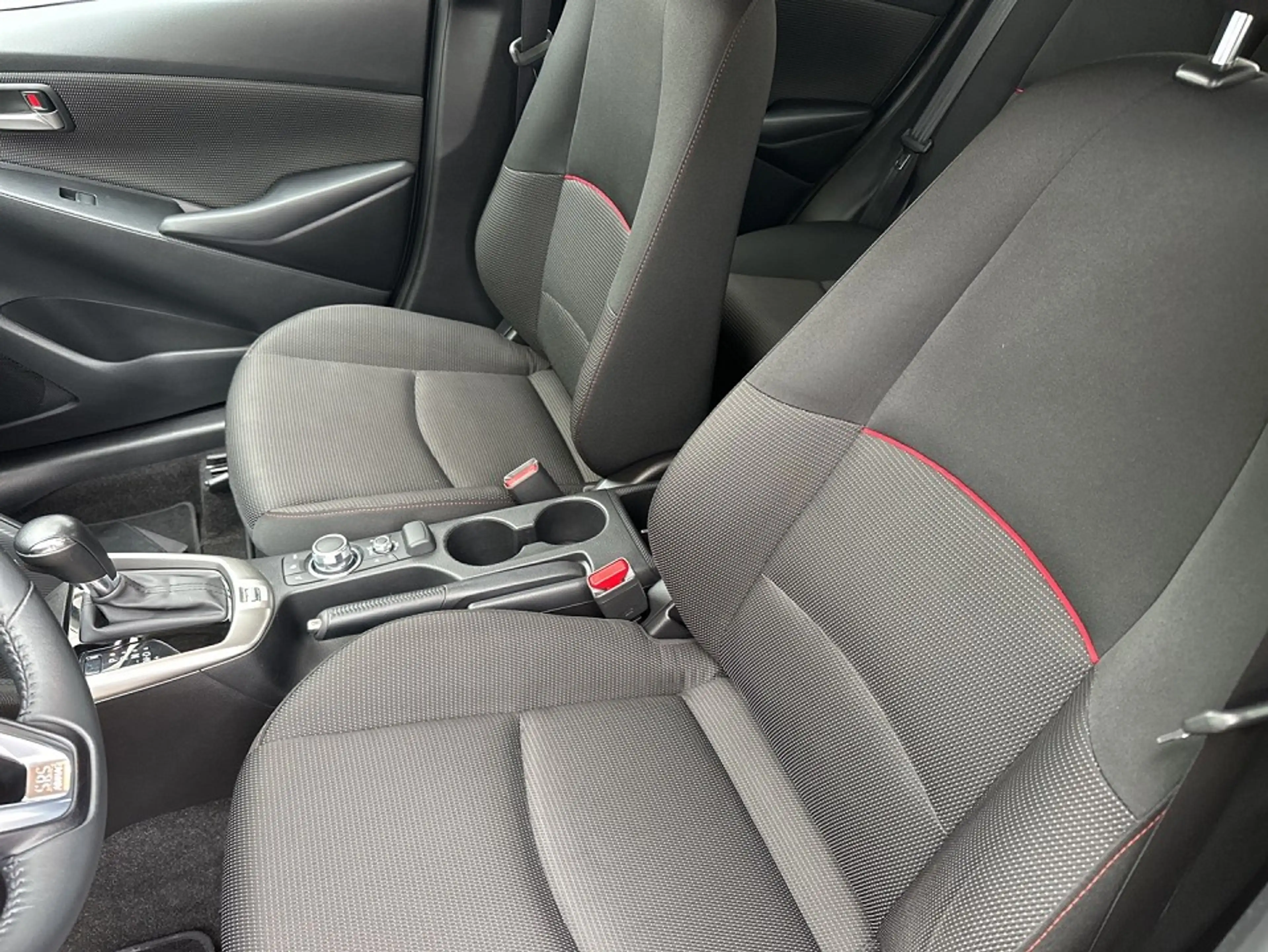 Mazda 2 Homura 6AG Kamera PDC Homura — photo 8