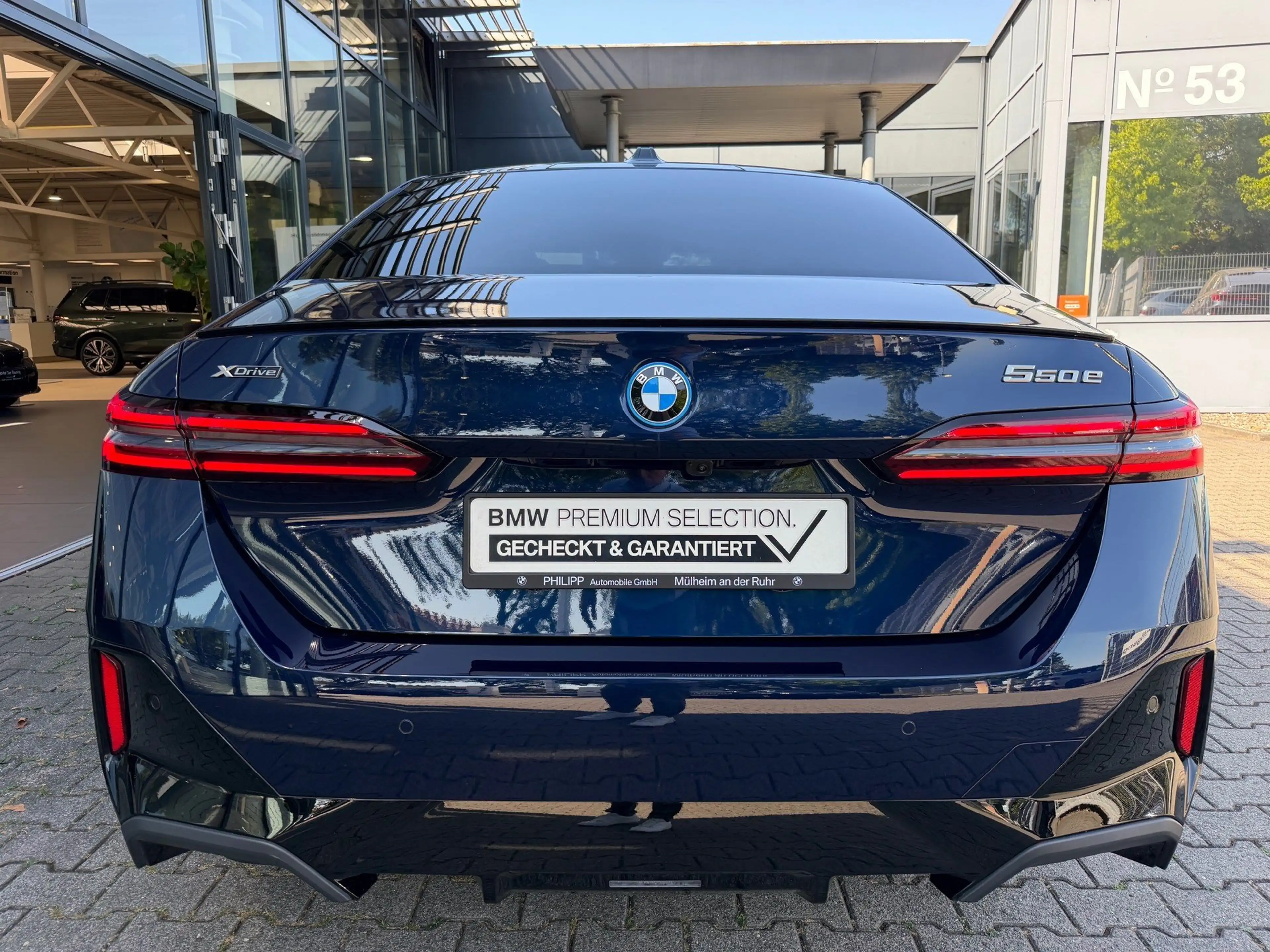 BMW 550 e xDrive M Sport Pro AHK PANO B&W Autobahnas.21" — photo 11