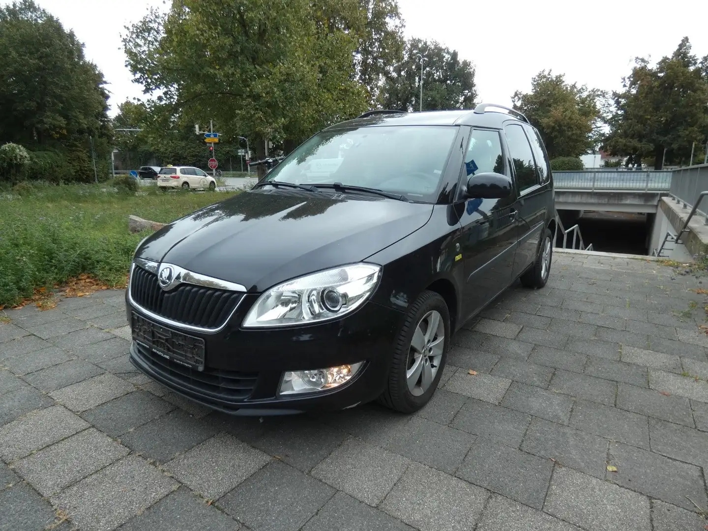 Skoda Roomster 1.2 TSI Fresh / 1.Hand/Navi Schwarz - 2