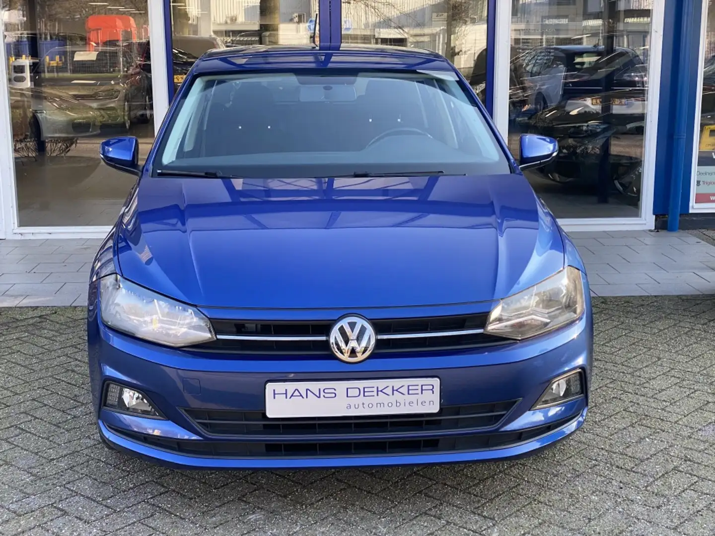 Volkswagen Polo 1.0 Modrá - 2