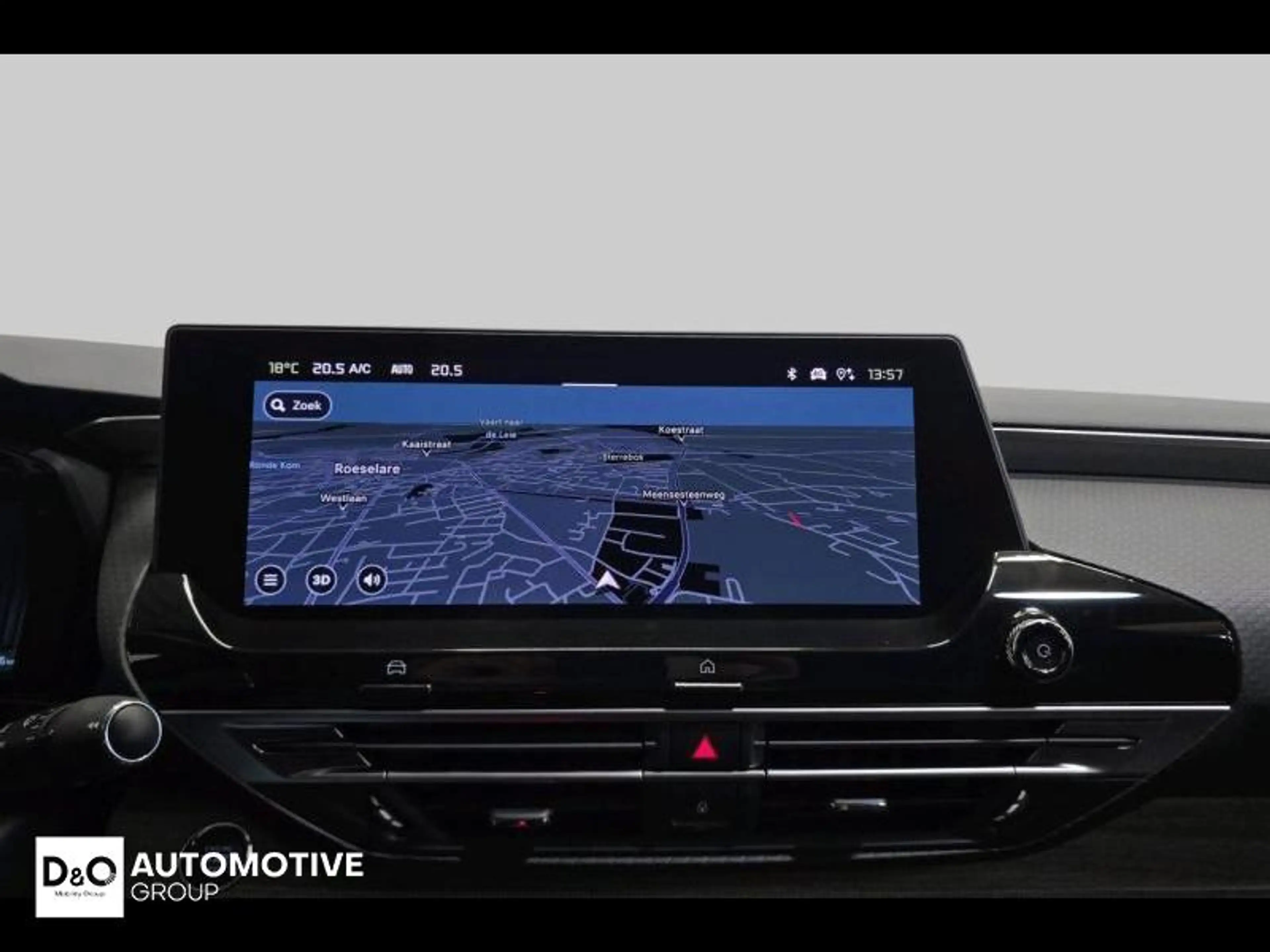 Citroen C5 X plus HYBRID camera gps — photo 12