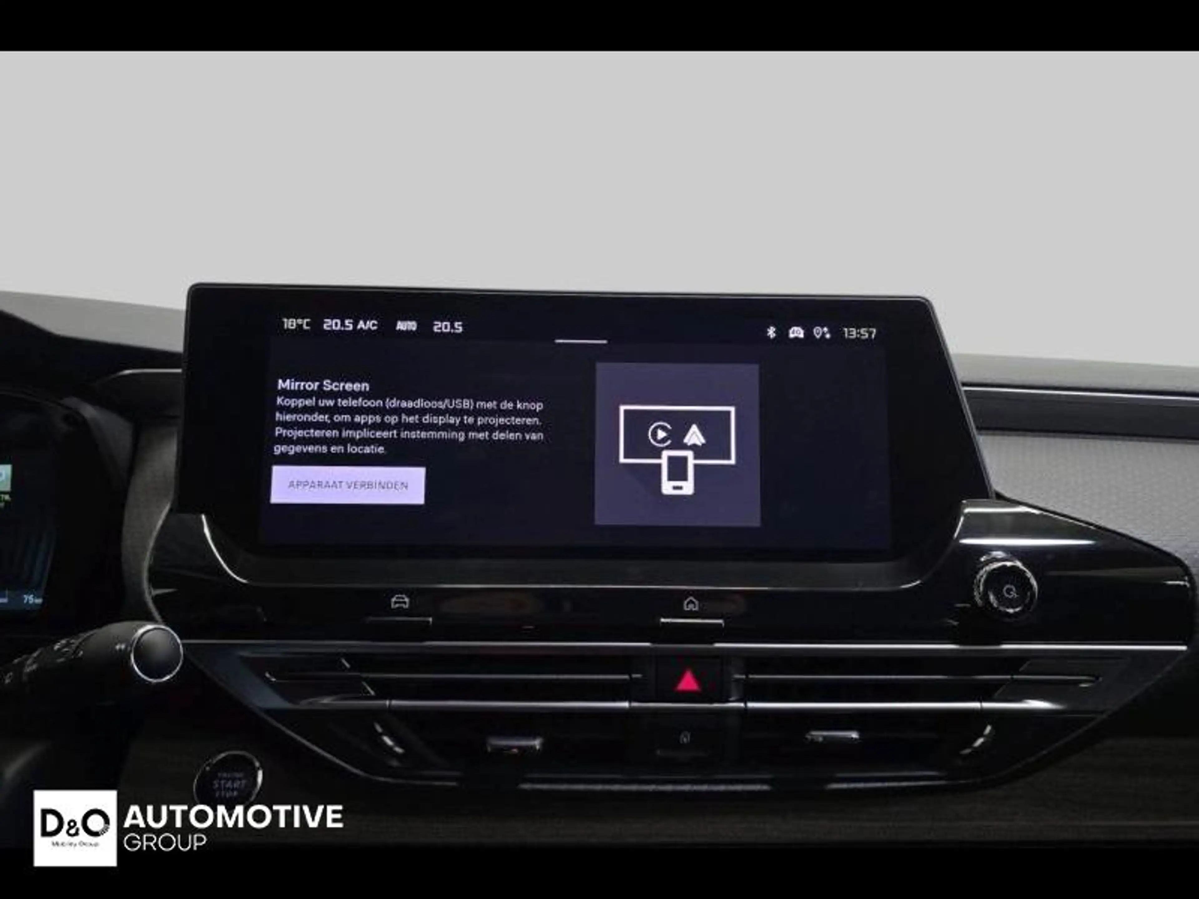 Citroen C5 X plus HYBRID camera gps — photo 13