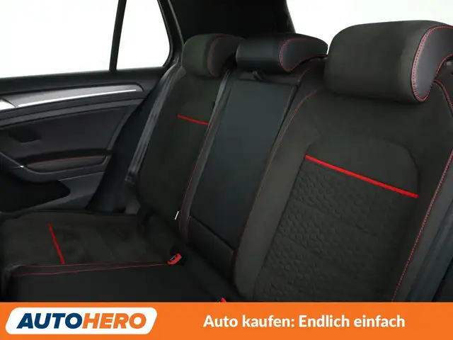 Volkswagen Golf view 14