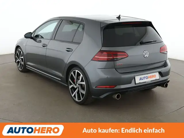 Volkswagen Golf view 4