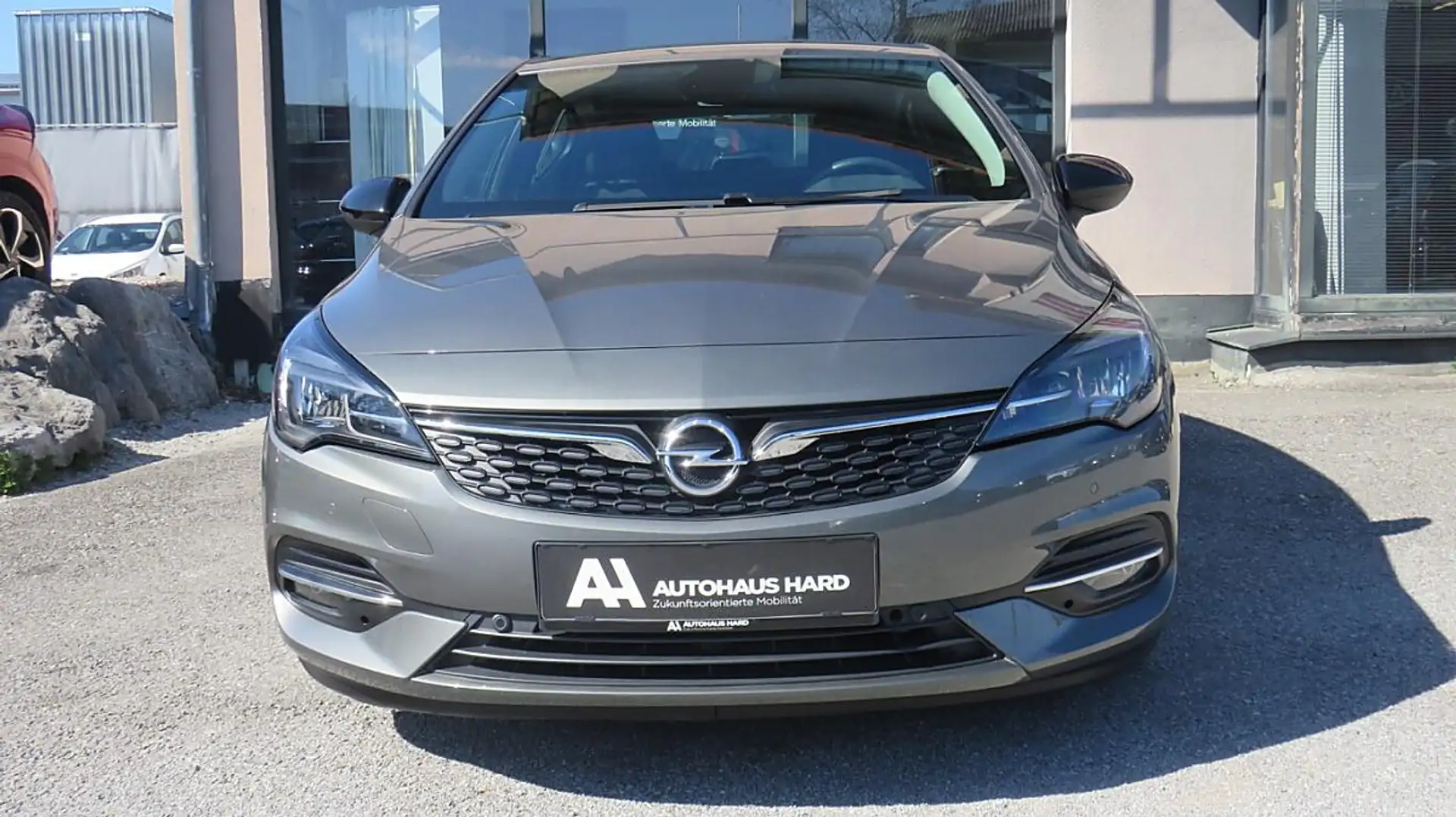 Opel Astra 1,2 Turbo Edition Grau - 2