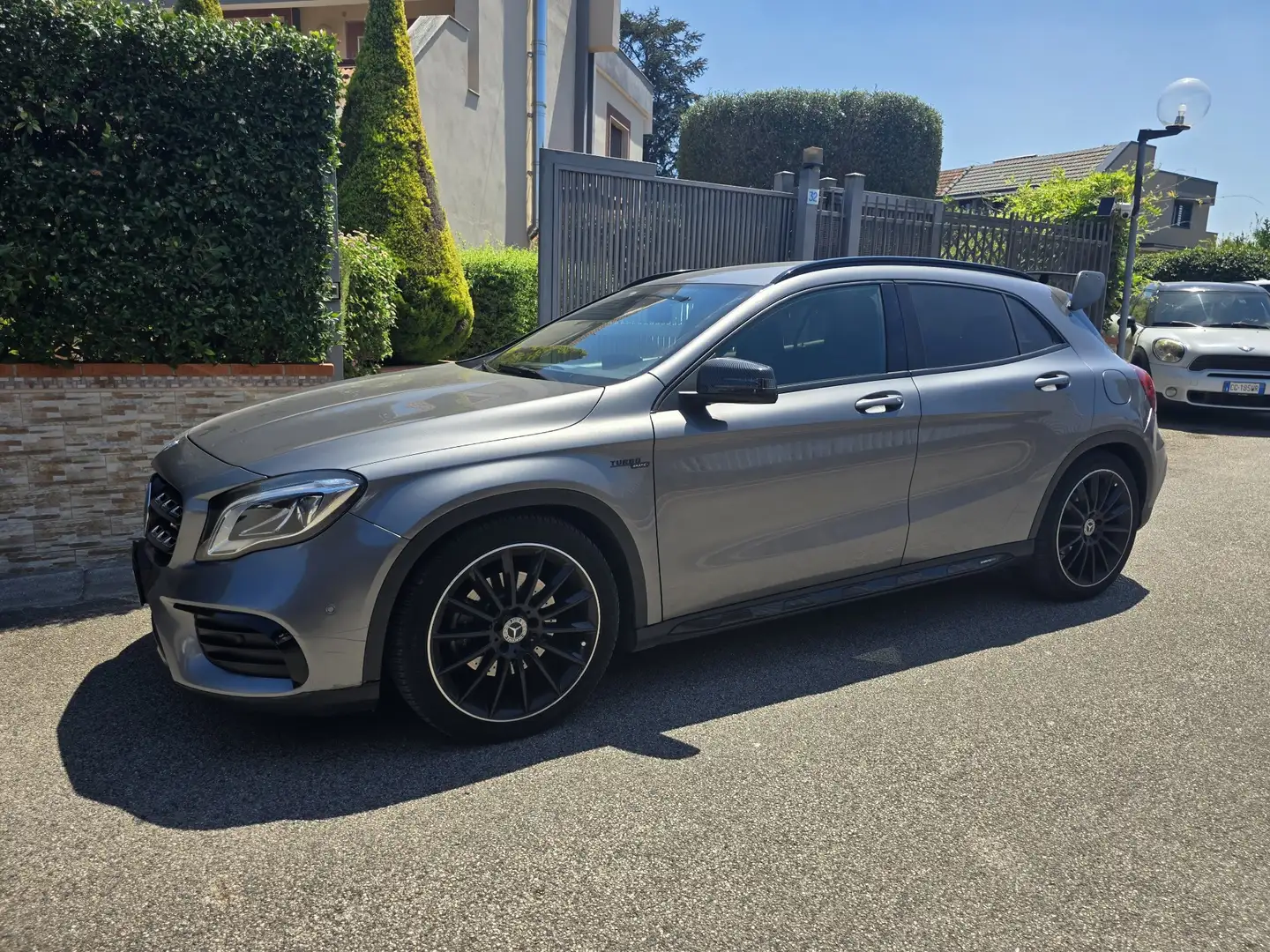 Mercedes-Benz GLA 220 GLA-X156 2017d Business 4matic auto Grigio - 2