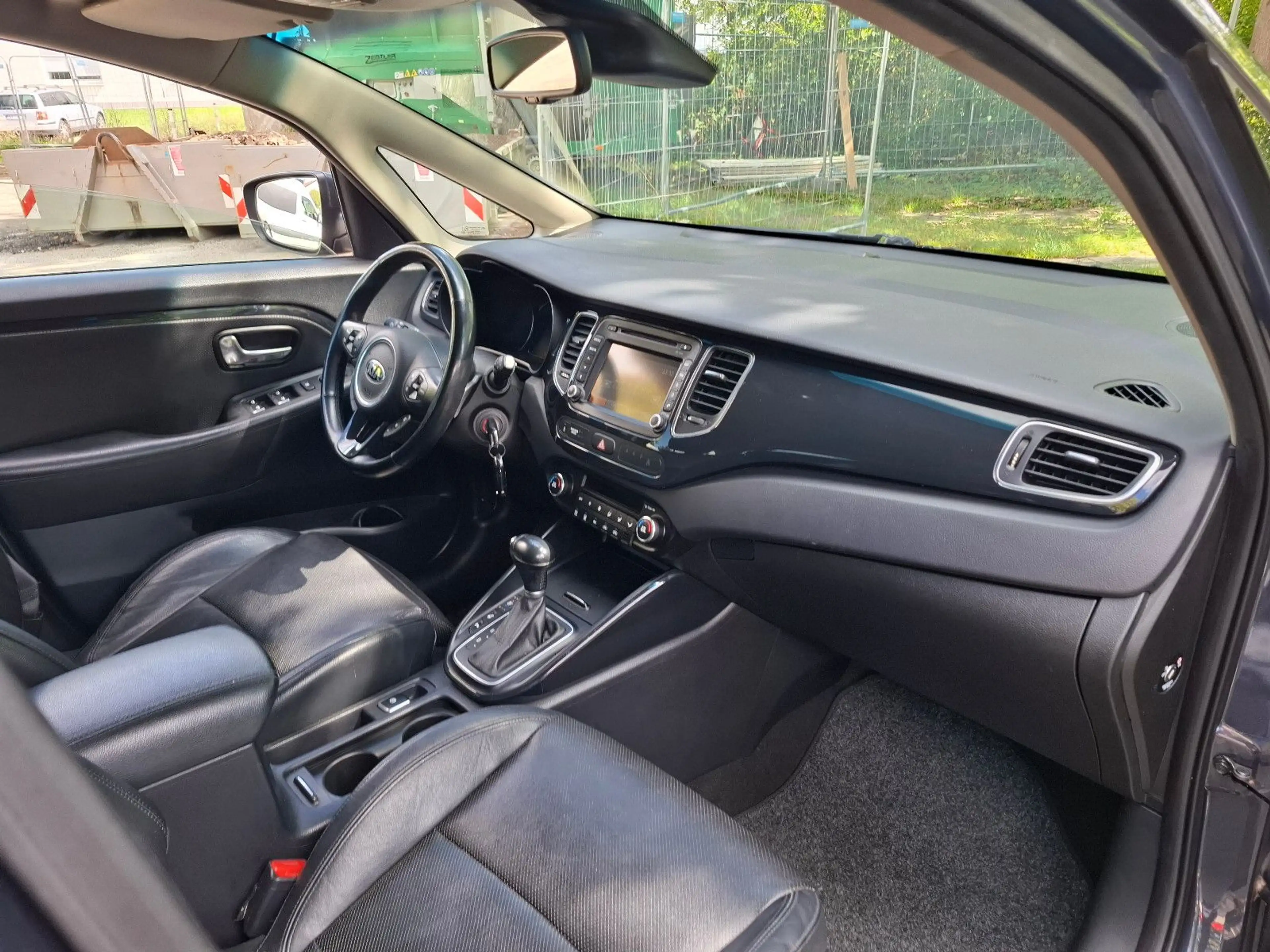 Kia Carens Edition*Voll-Ausstattung*Tüv-09-2027*Gas* — photo 13