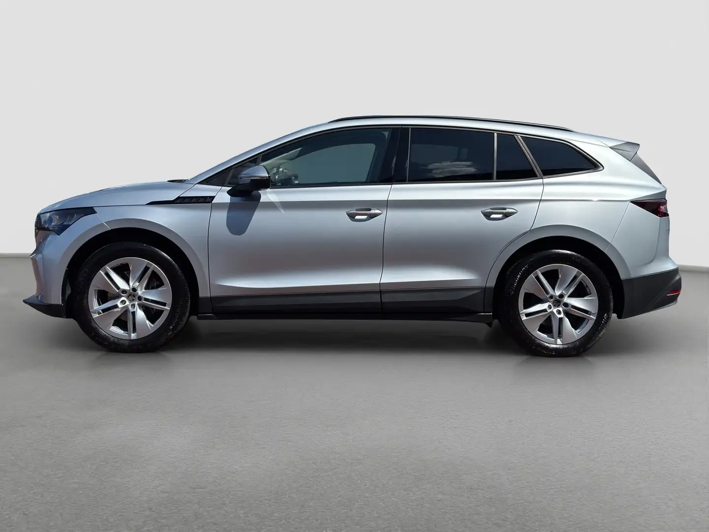 Skoda Enyaq 50 LOFT CAM ACC LM19 NAVI SITZHEIZUNG Argento - 2