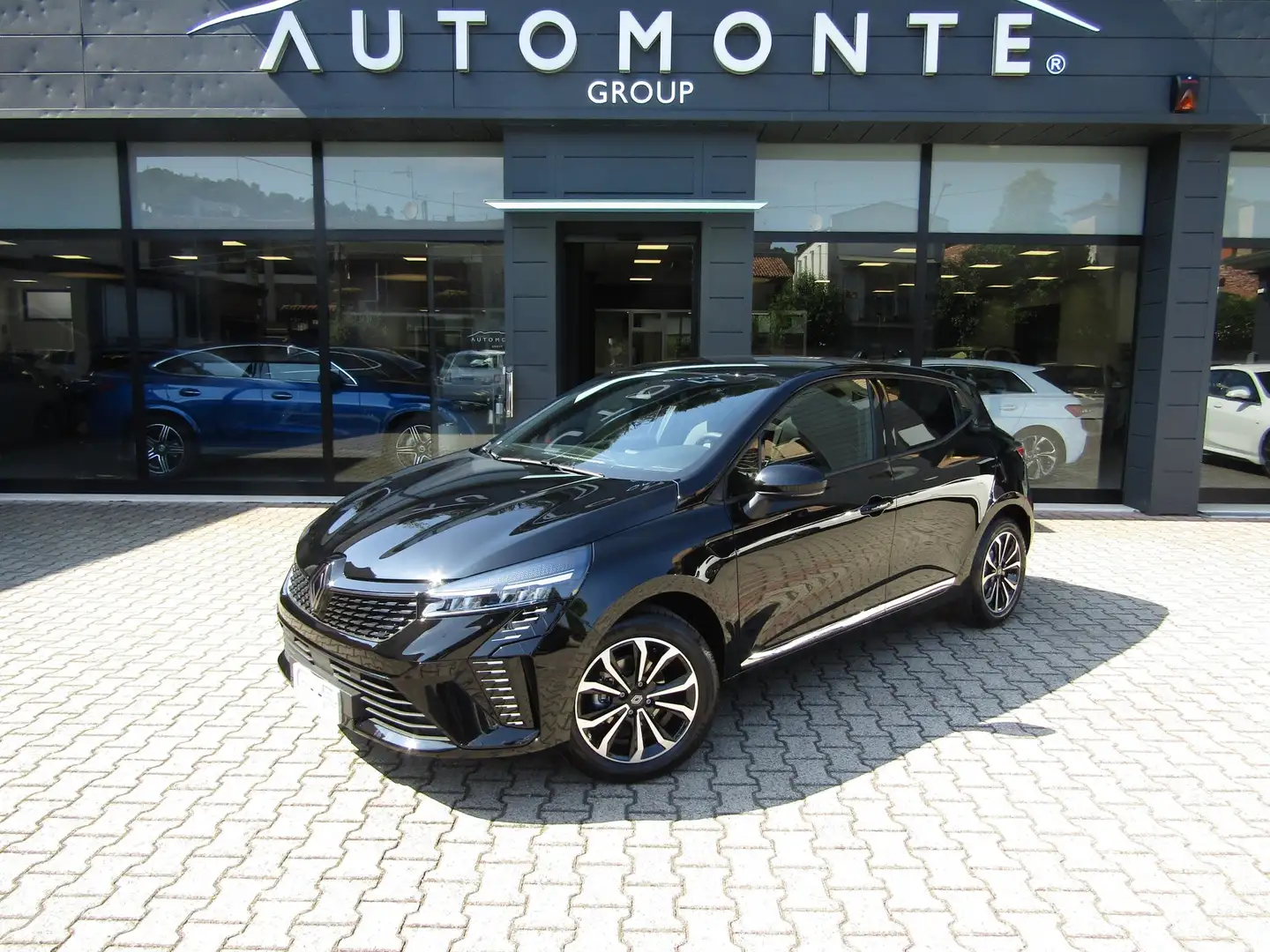 Renault Clio 1.0 ECO-G TECHNO KM 0 NEOPATENTATI,CERCHI 16,LED Zwart - 1