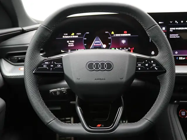 Audi Q5 view 15