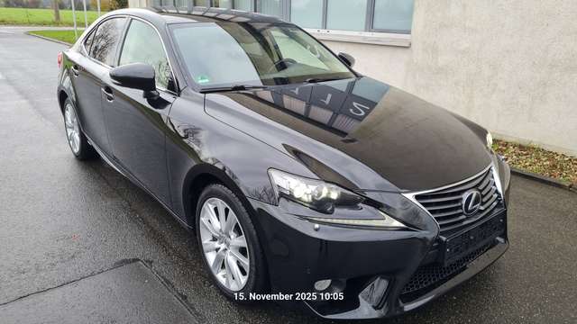 Lexus IS 300 IS 300h Luxury Line 2 Hand Top Zusatand