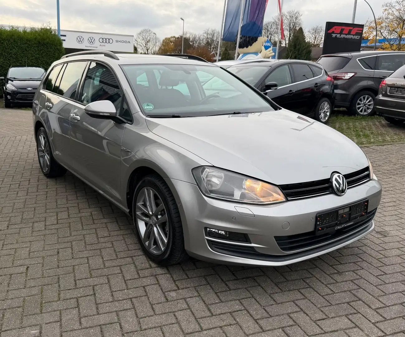Volkswagen Golf VII Variant Cup BMT Silber - 2