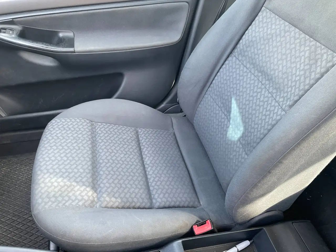 Audi A4 1.6 aus 1. Hd., foto 7