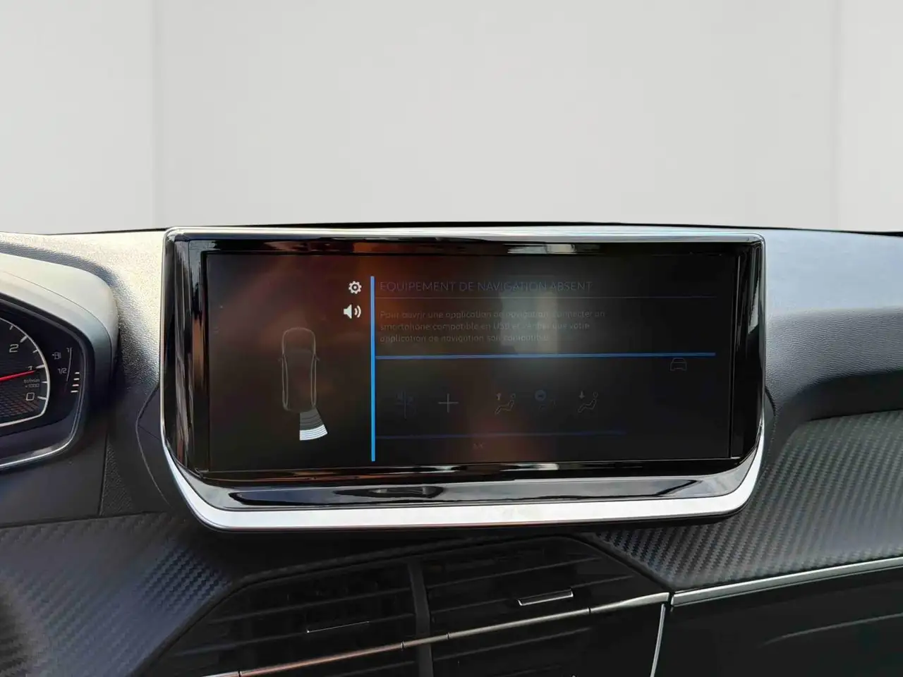 Peugeot 208 208 — photo 13