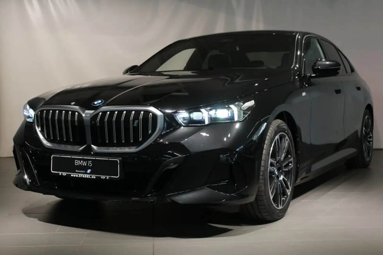 BMW i5 eDrive40 Limousine M Sportpaket Nero - 2