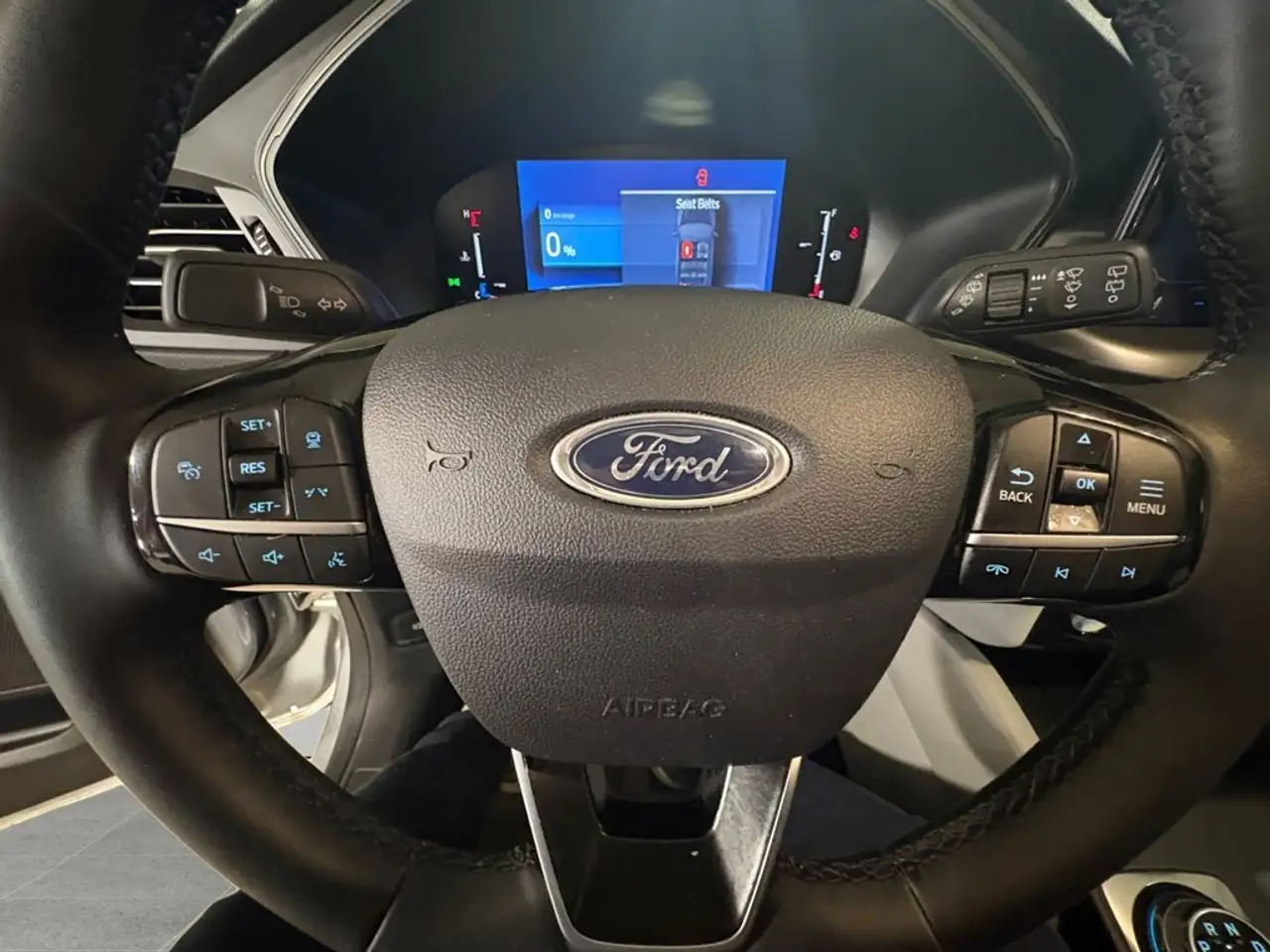 Ford Escape снимка Ford Escape