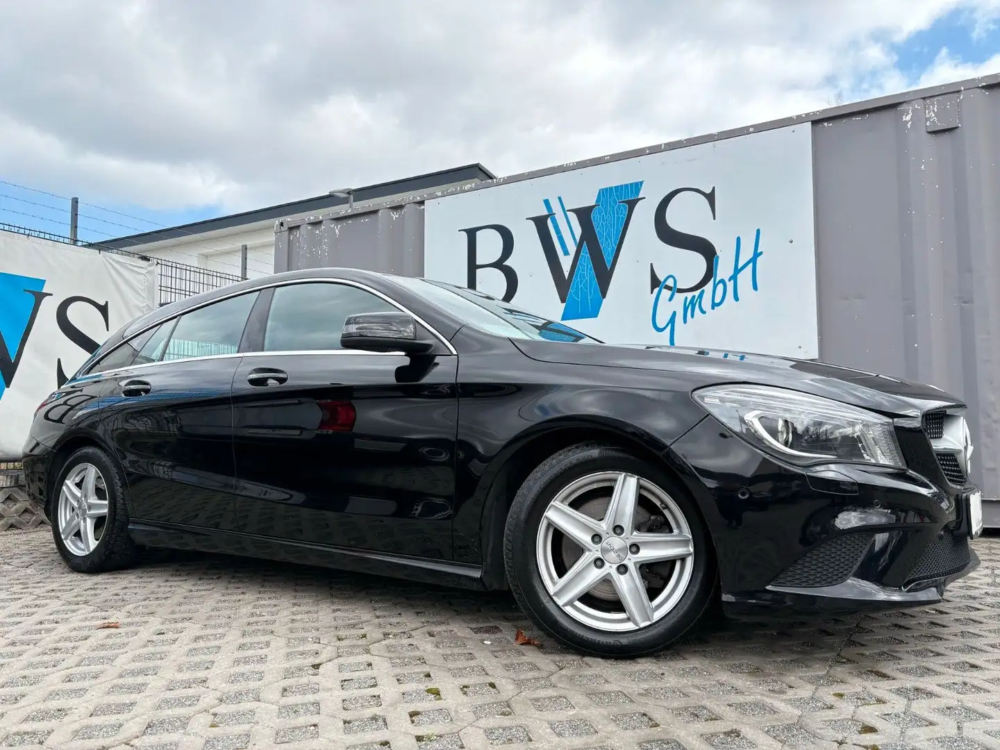 Mercedes-Benz CLA 200 CLA 200  d Shooting Brake 4M/LED/Navi*Kamera Schwarz - 1