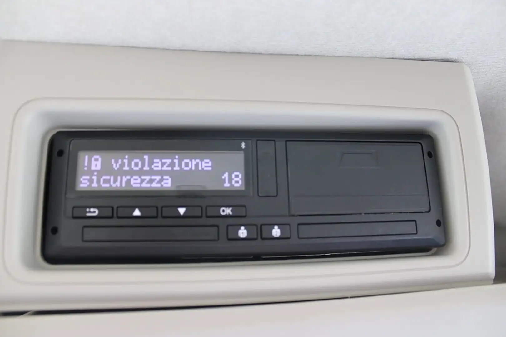 Fiat Ducato Maxi Pritsche L4 180MT 10 Zoll Navi Klim... Weiß - 2