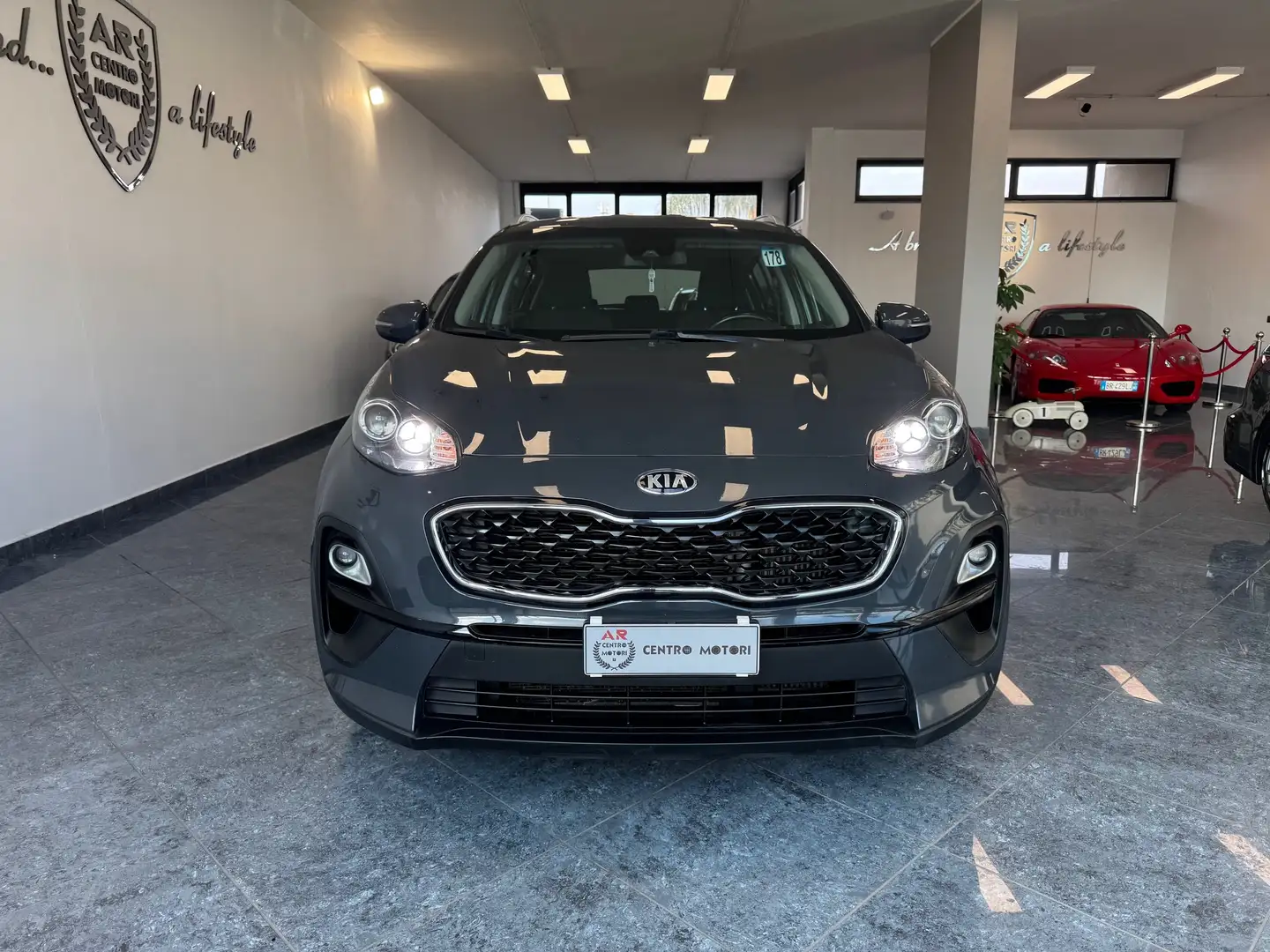 Kia Sportage 1.6 crdi mhev Style 136cv dct Autom Tagliandi IVA Grigio - 2
