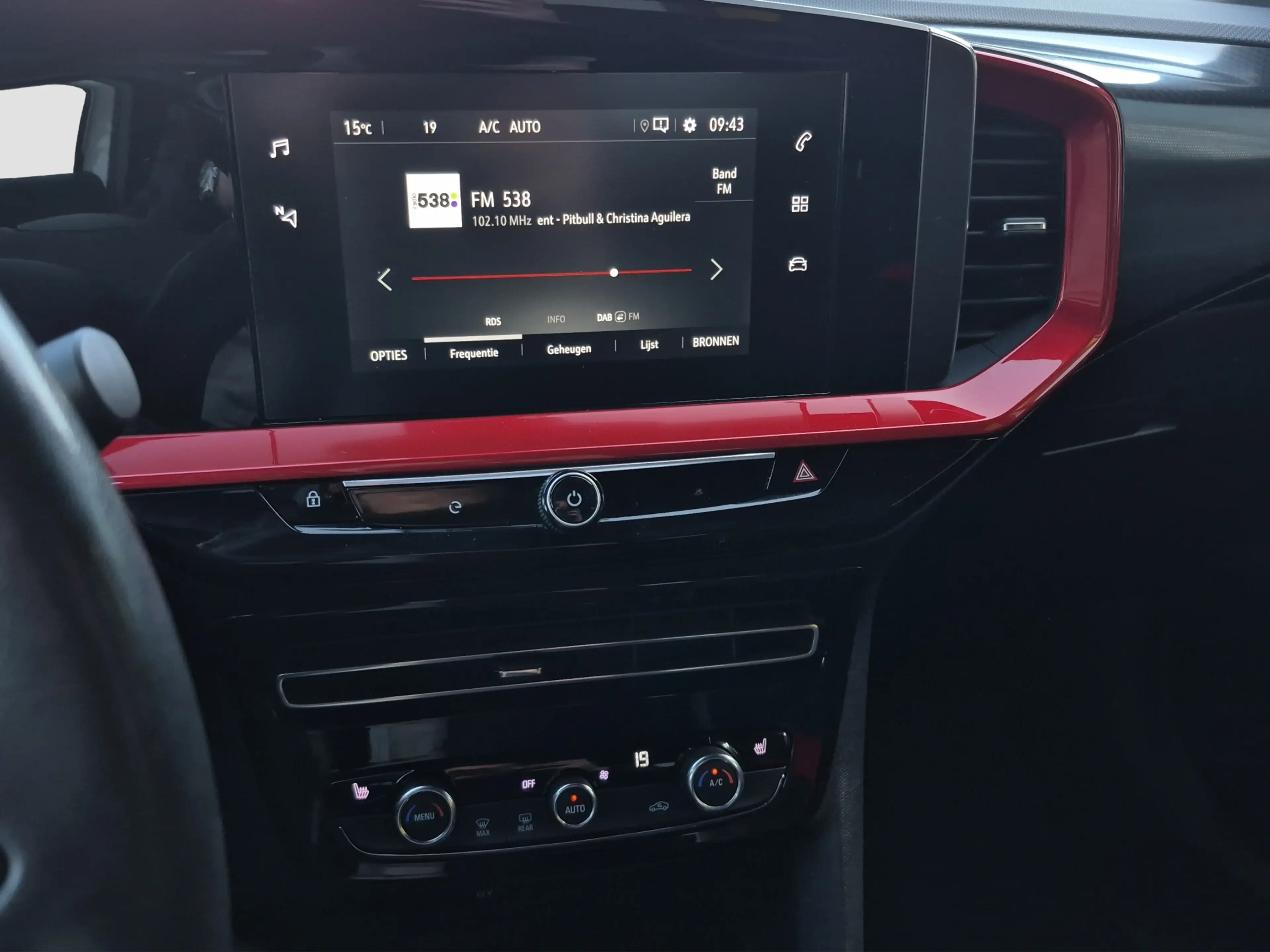 Opel Mokka-E GS Line 50-kWh 11kw bl. SOH 86,31% | Stuur + Stoel — photo 17