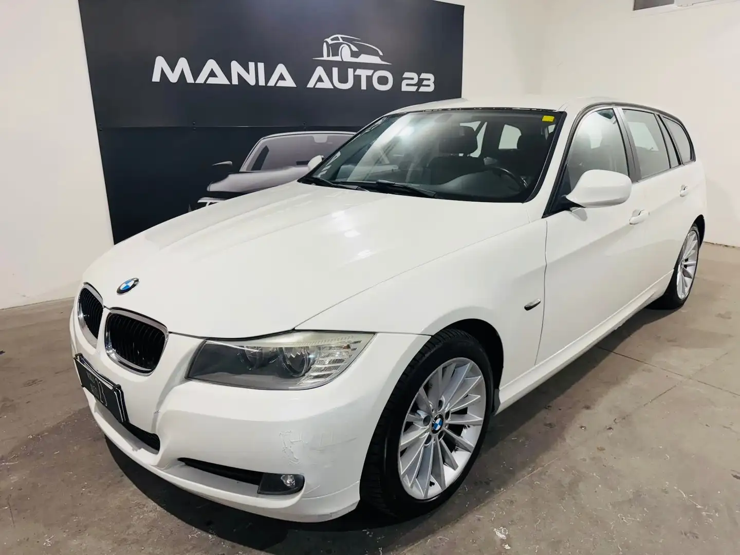 BMW 316 Serie 3 Touring 316d Touring  116cv*NEOPATENTATI* Bianco - 2