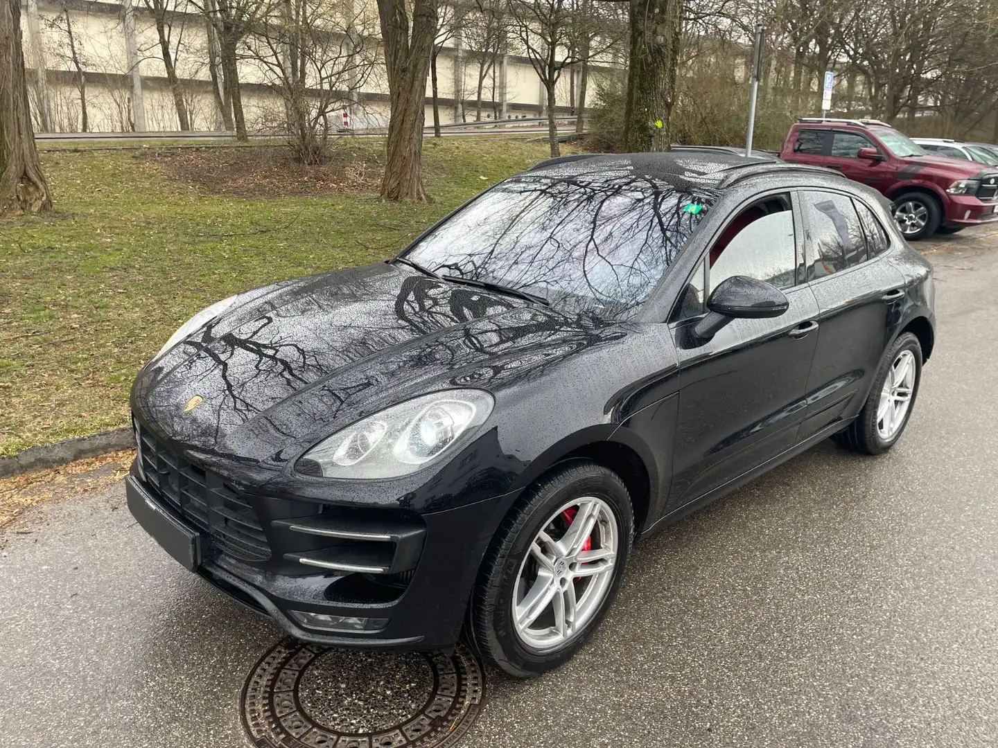 Porsche Macan Turbo*Navi*Xenon*SHD*BOSE*Kamera* Schwarz - 1