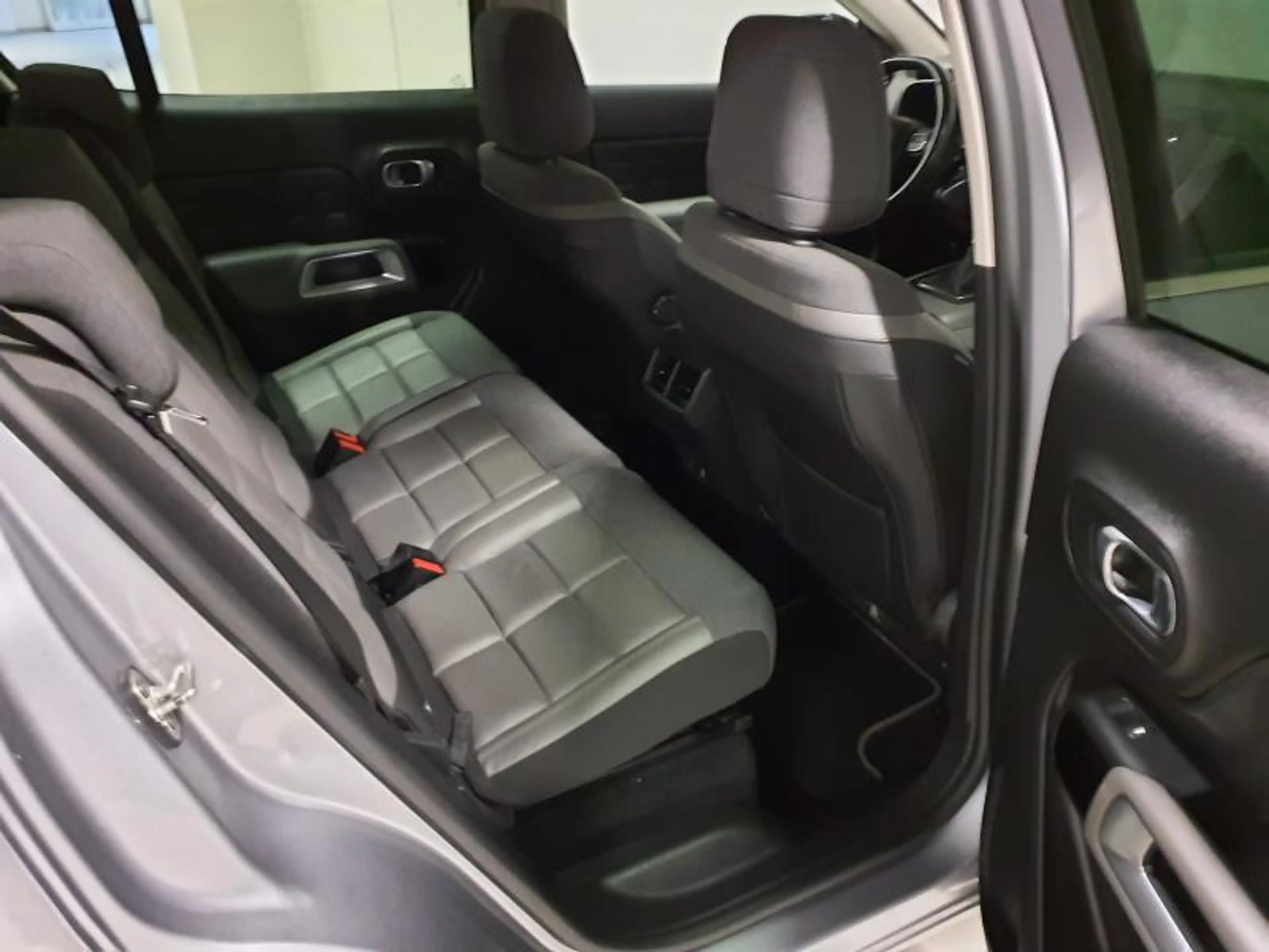 Citroen C5 Aircross Feel — photo 11