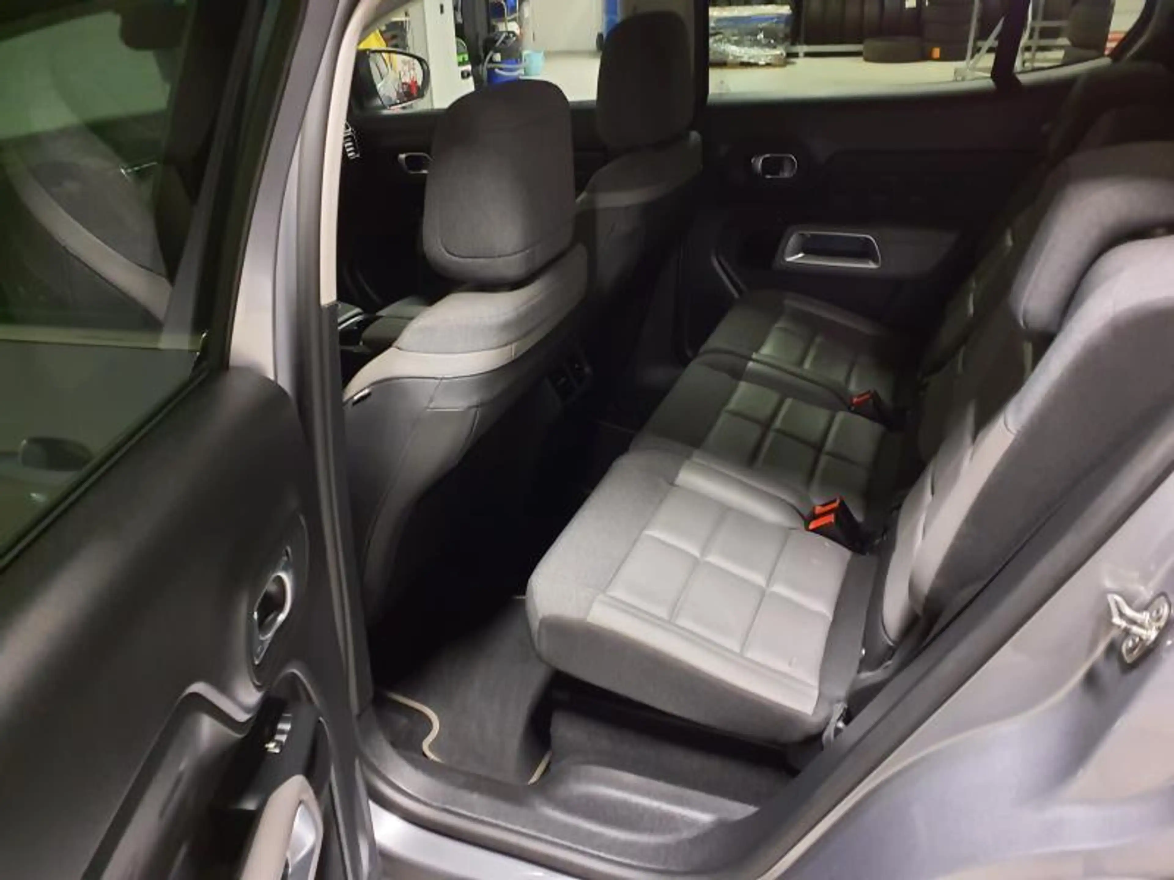 Citroen C5 Aircross Feel — photo 12