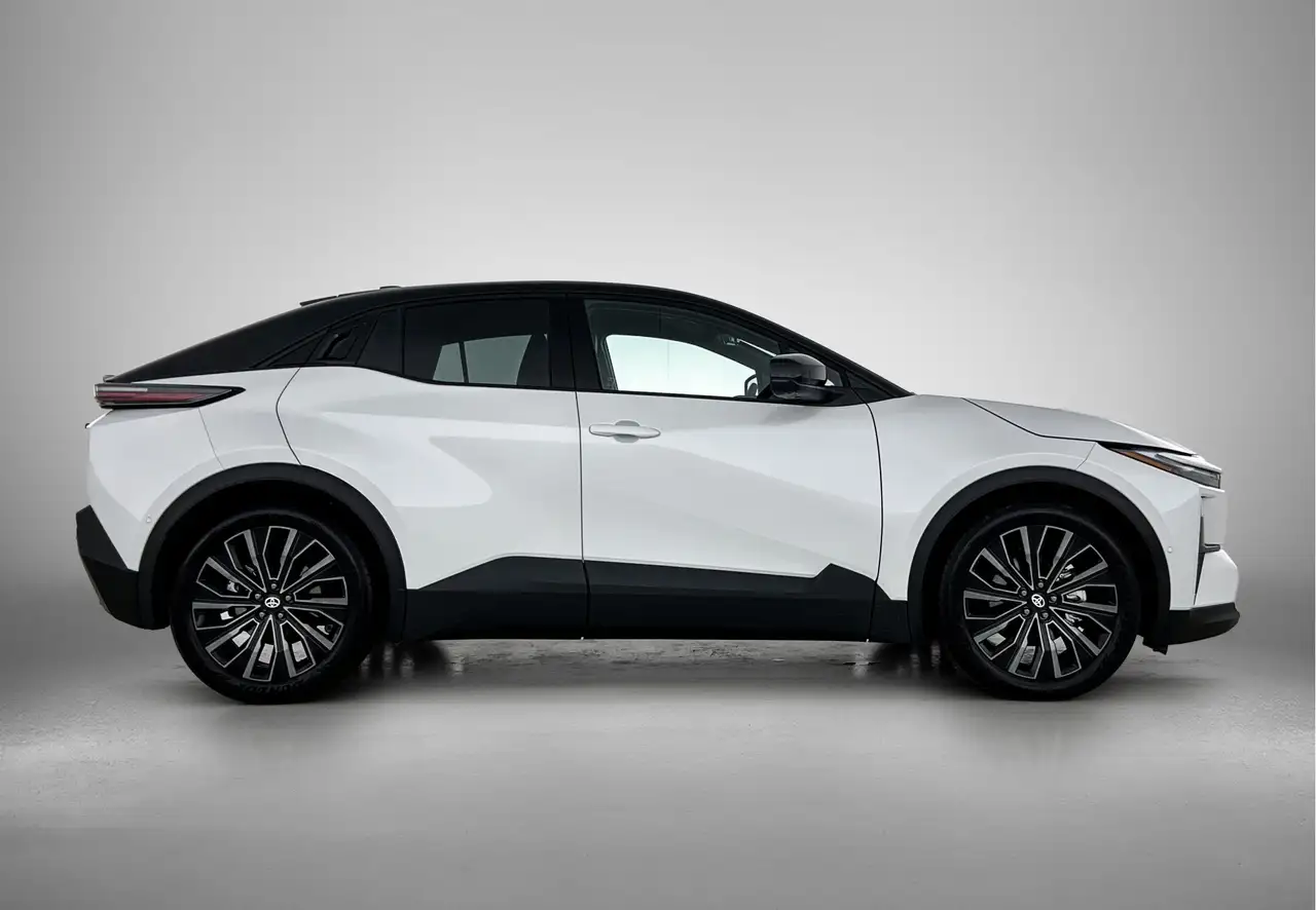 Toyota C-HR 2026 — фото 12