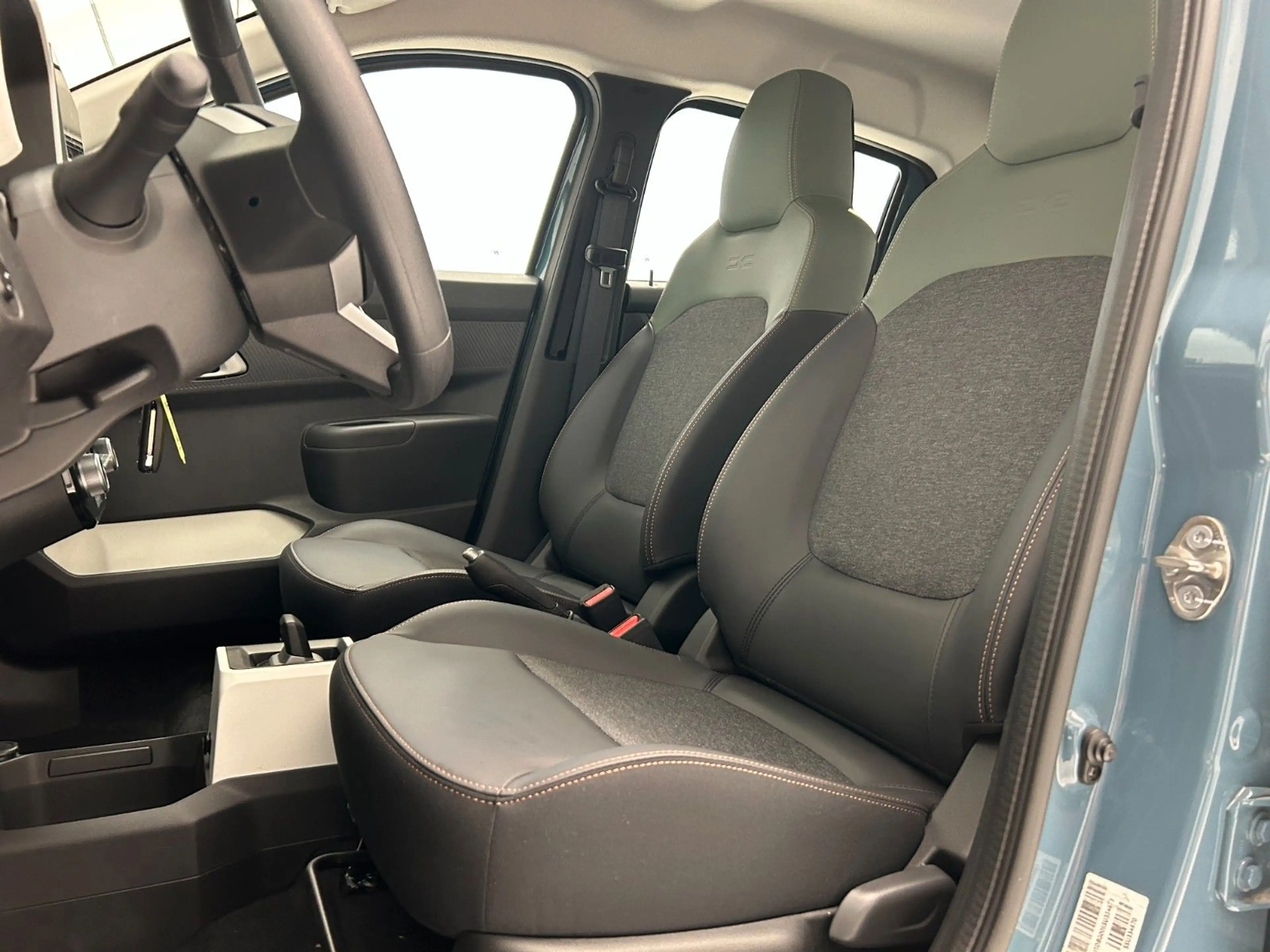 Dacia Spring Electric Extreme+ 100 City- & Powerpaket — photo 14