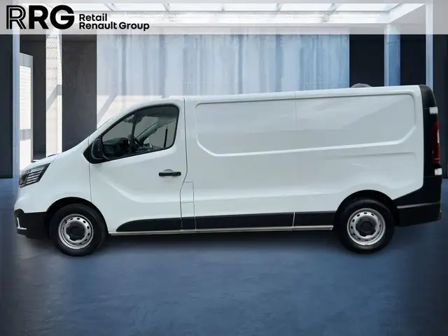 Renault Trafic view 2