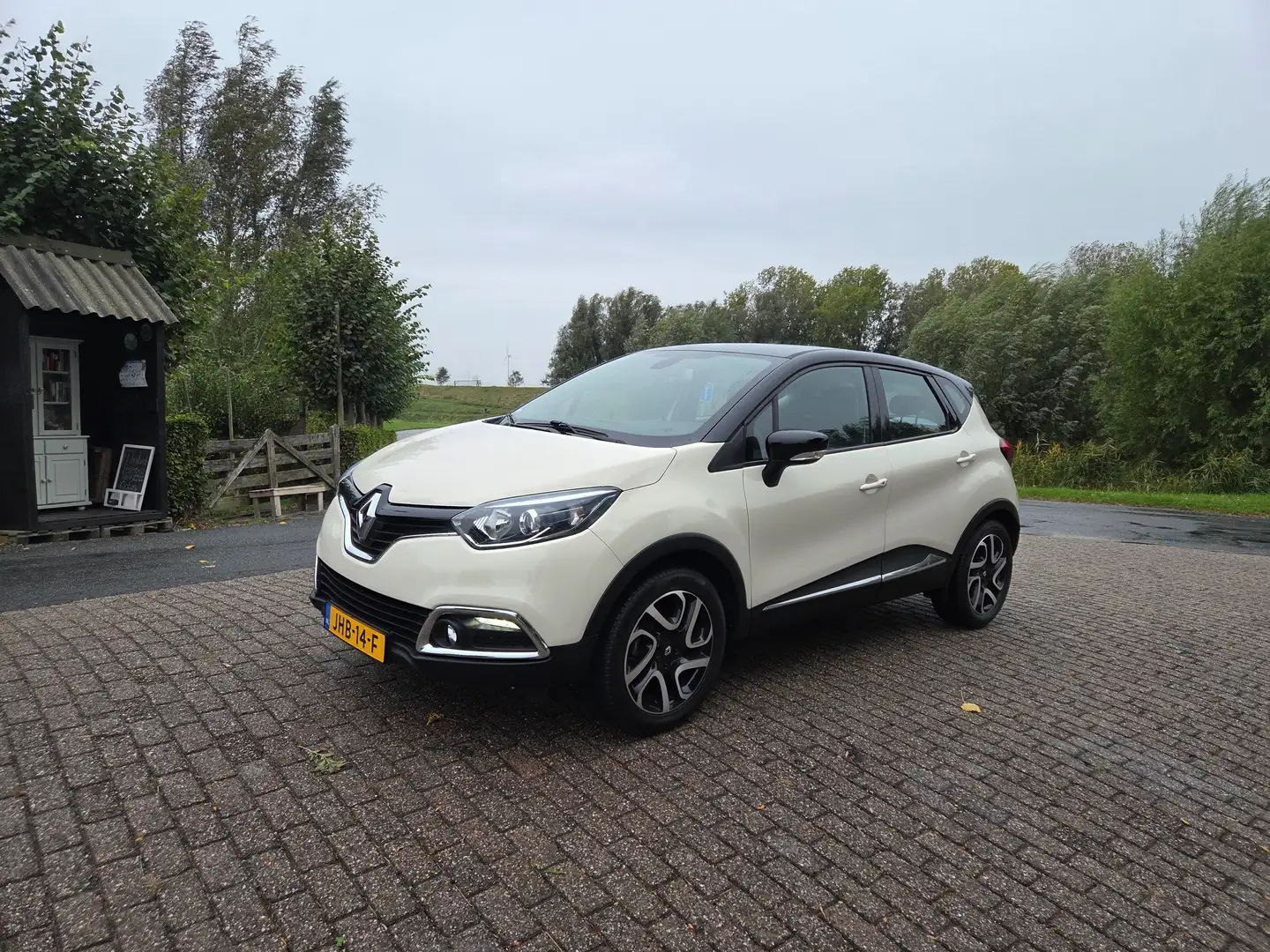 Renault Captur Captur 0.9 TCe Expression Wit - 1