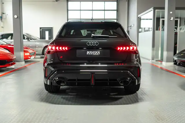 Audi RS3 view 9
