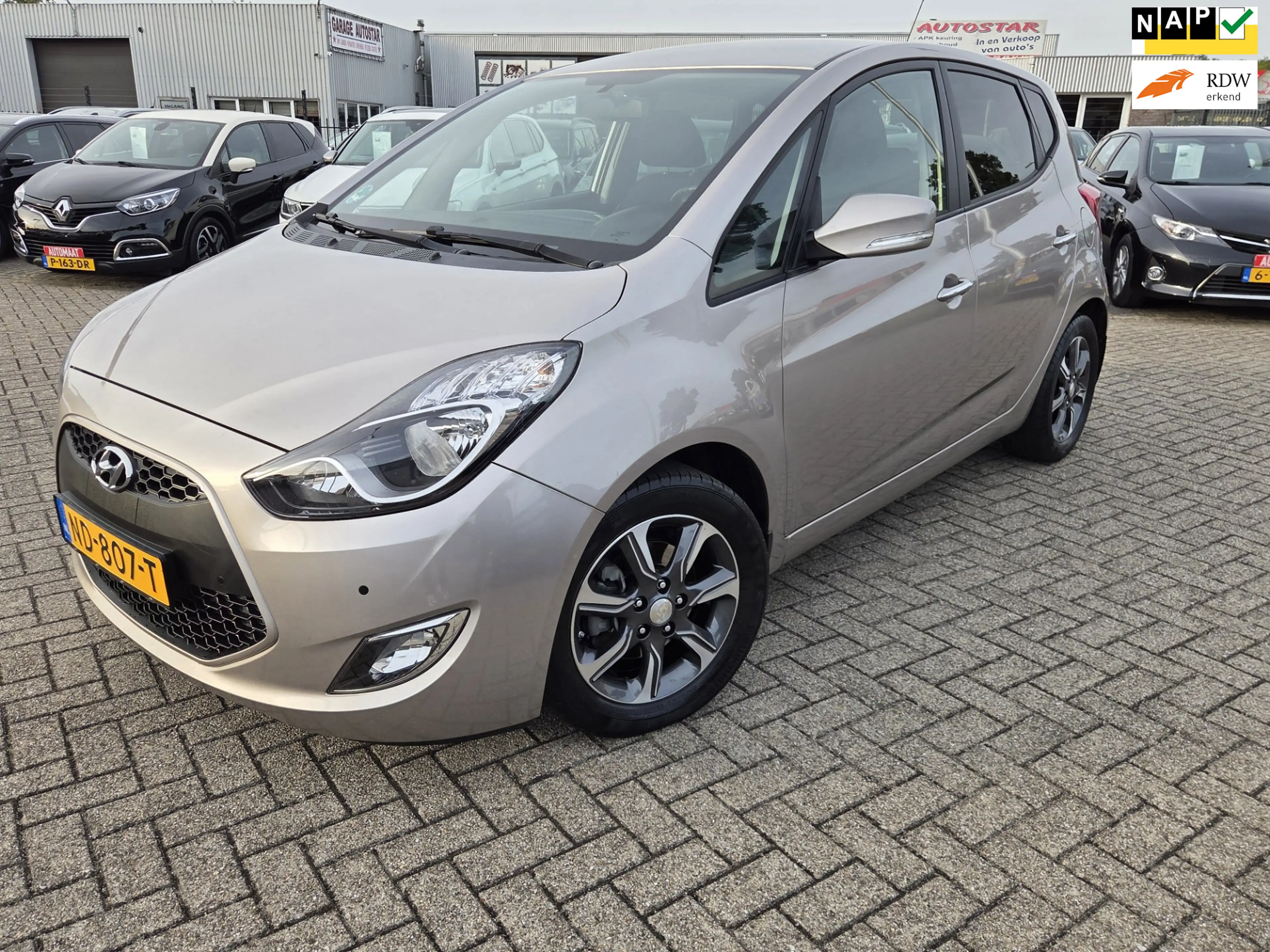 Hyundai iX20 1.4i Go!/CAMERA/CRUIS CONT/TRKHAK/NAVI