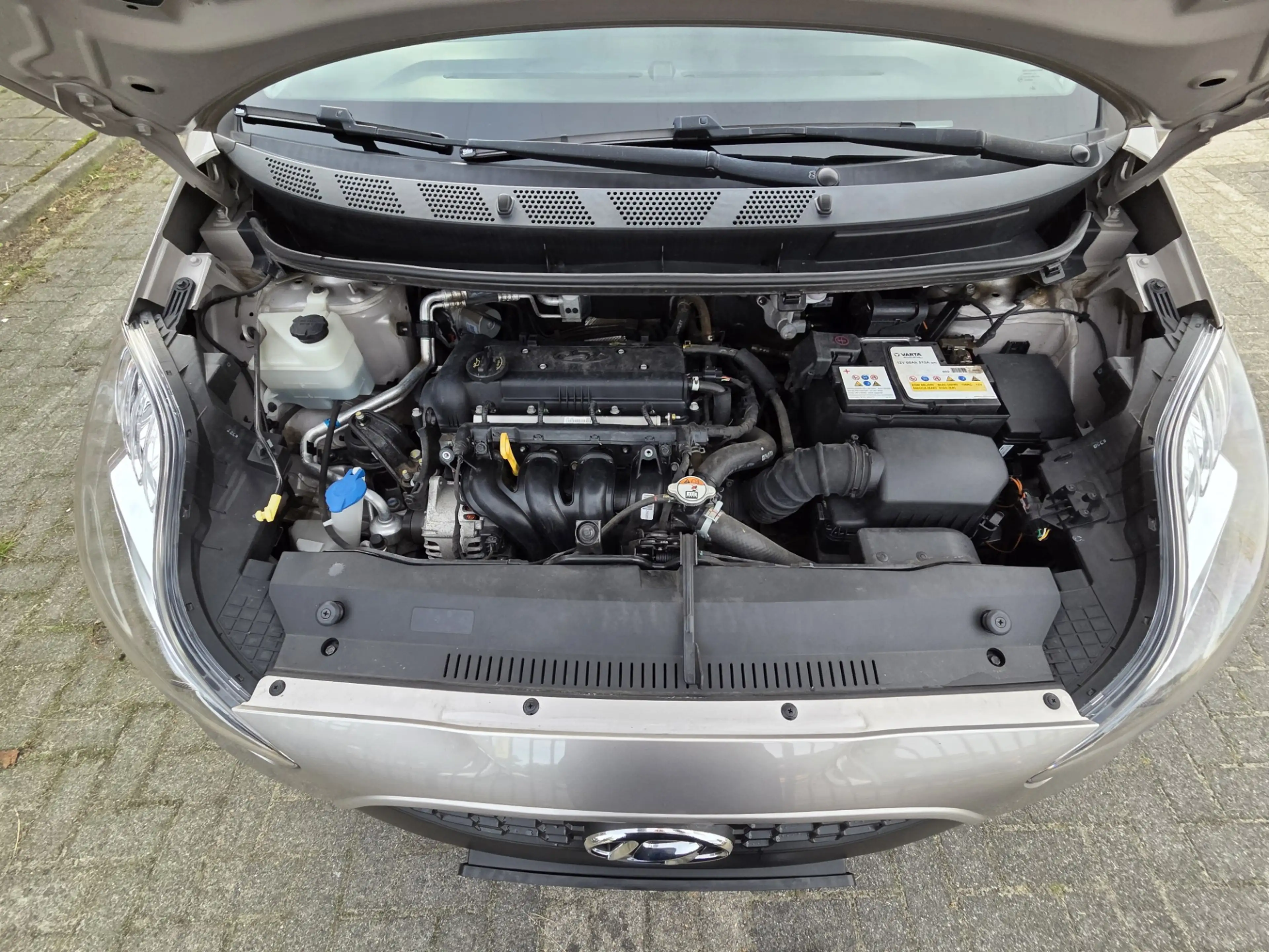 Hyundai iX20 1.4i Go!/CAMERA/CRUIS CONT/TRKHAK/NAVI — photo 27