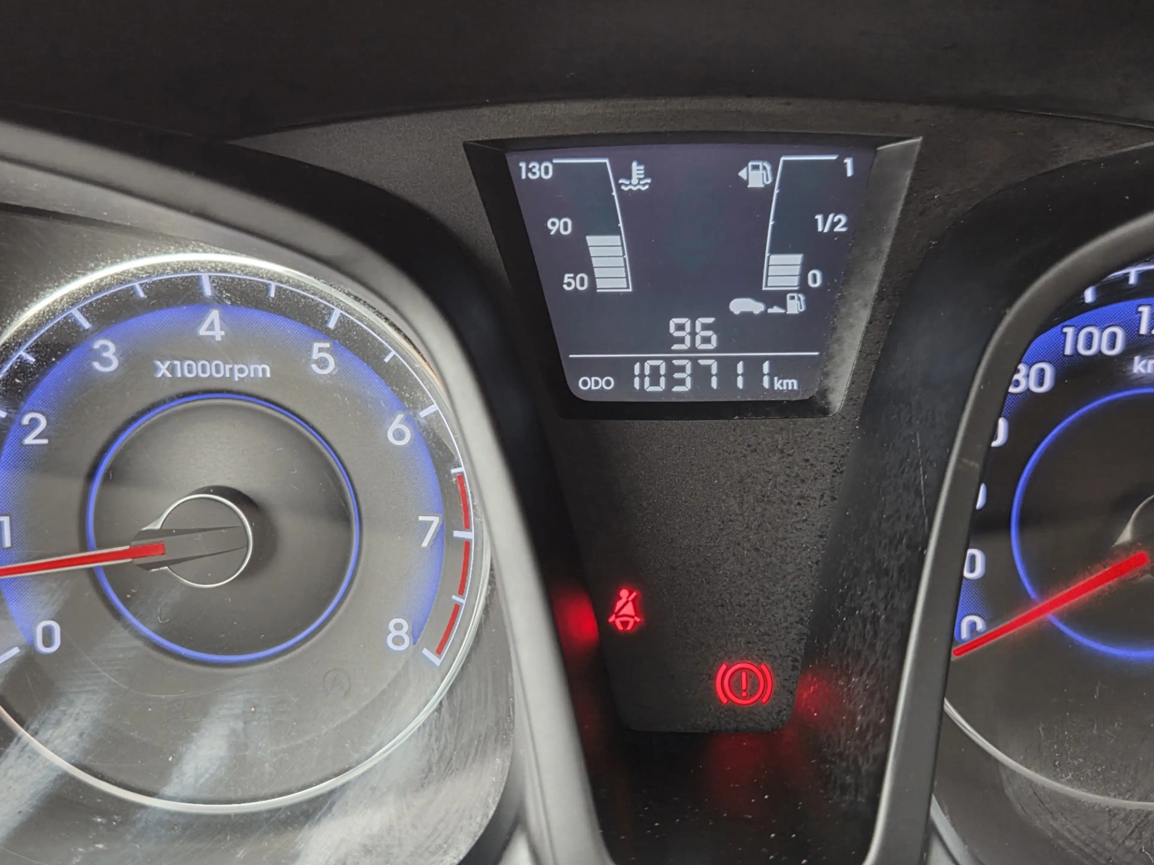 Hyundai iX20 1.4i Go!/CAMERA/CRUIS CONT/TRKHAK/NAVI — photo 25